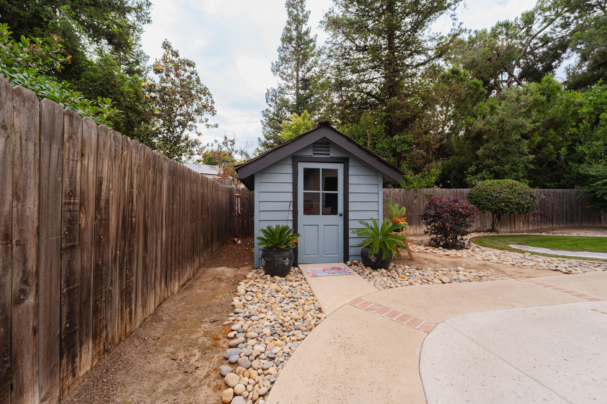 1265 N Margaret St, Tulare, CA 93274
