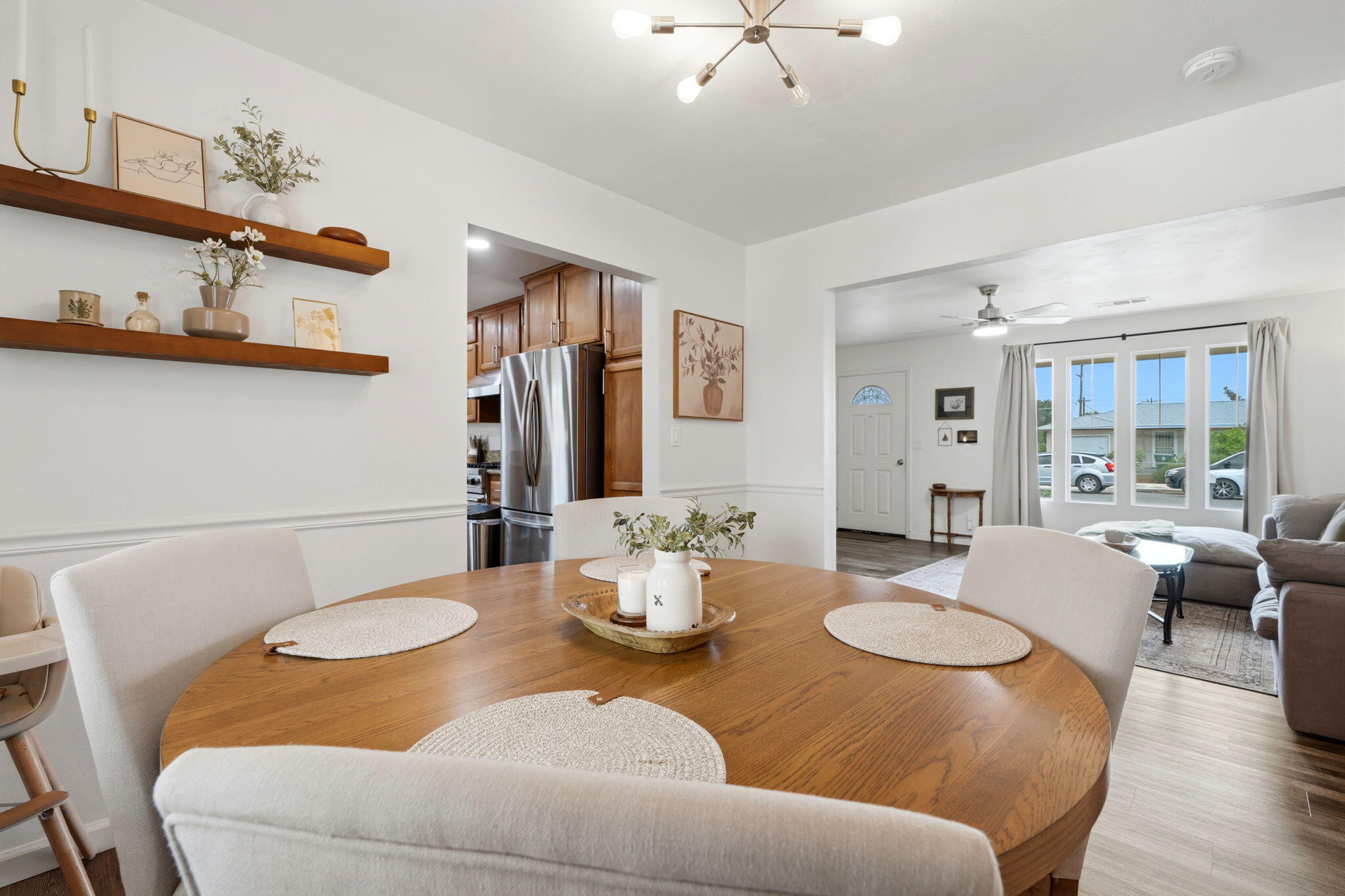1626 E Sequoia Ave, Tulare, CA 93274