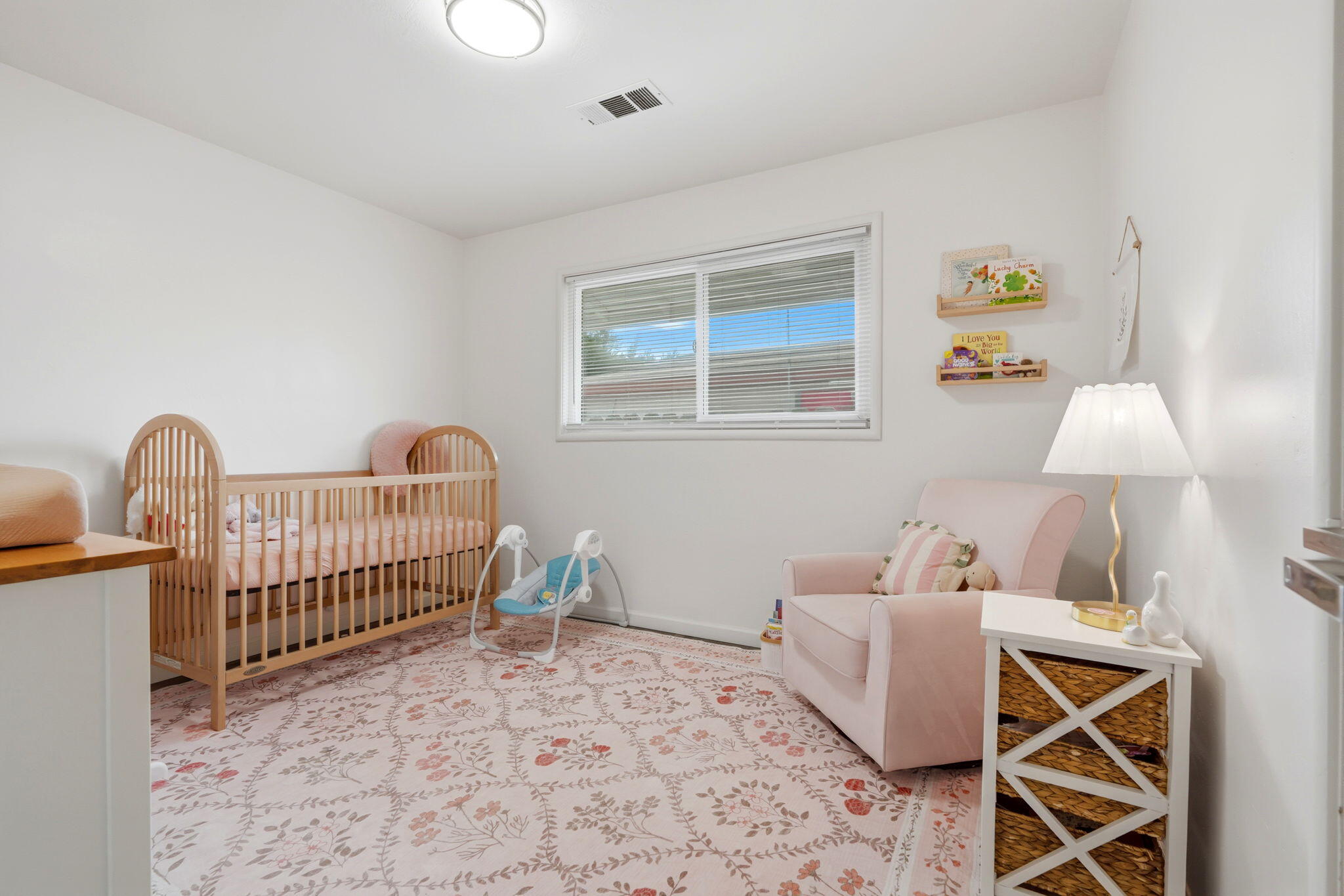 1626 E Sequoia Ave, Tulare, CA 93274