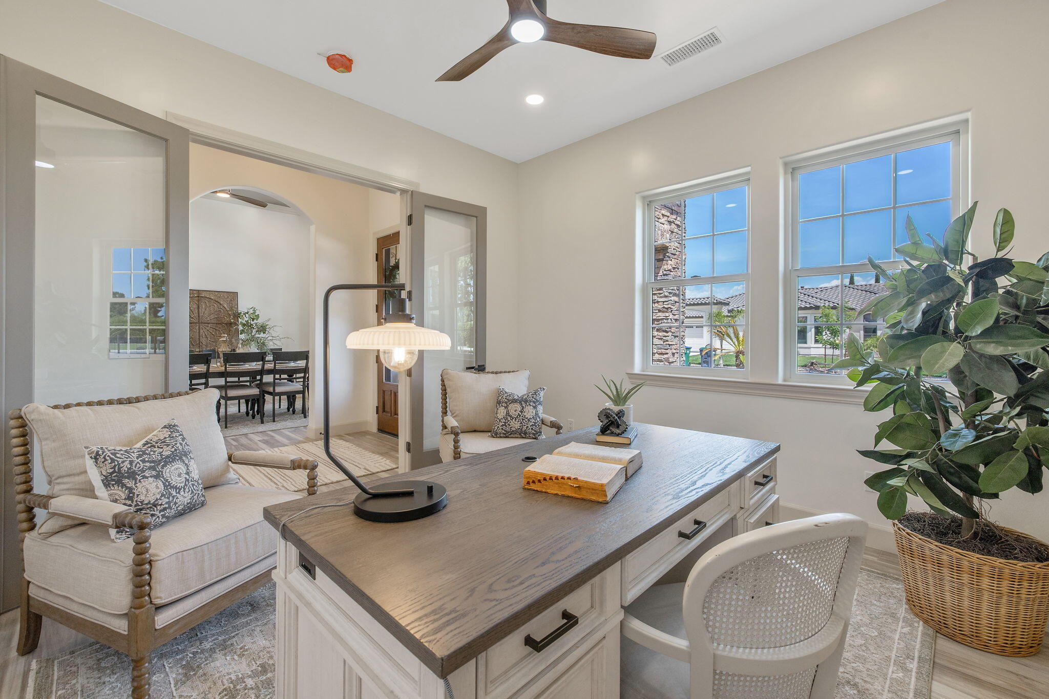 503 E Palm Ct, Exeter, CA 93221