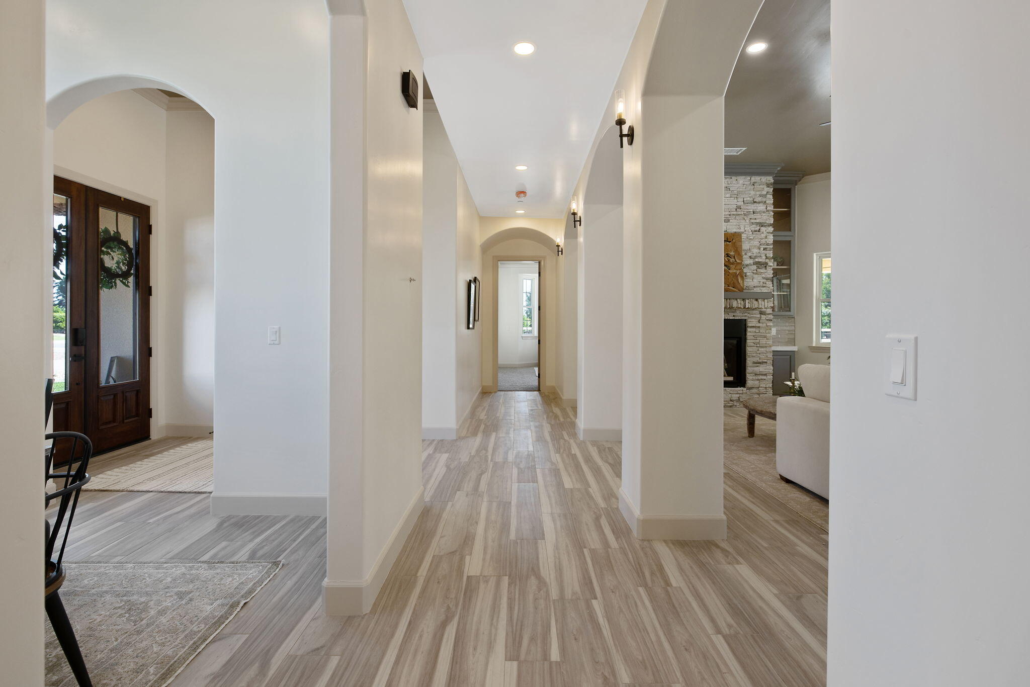 503 E Palm Ct, Exeter, CA 93221