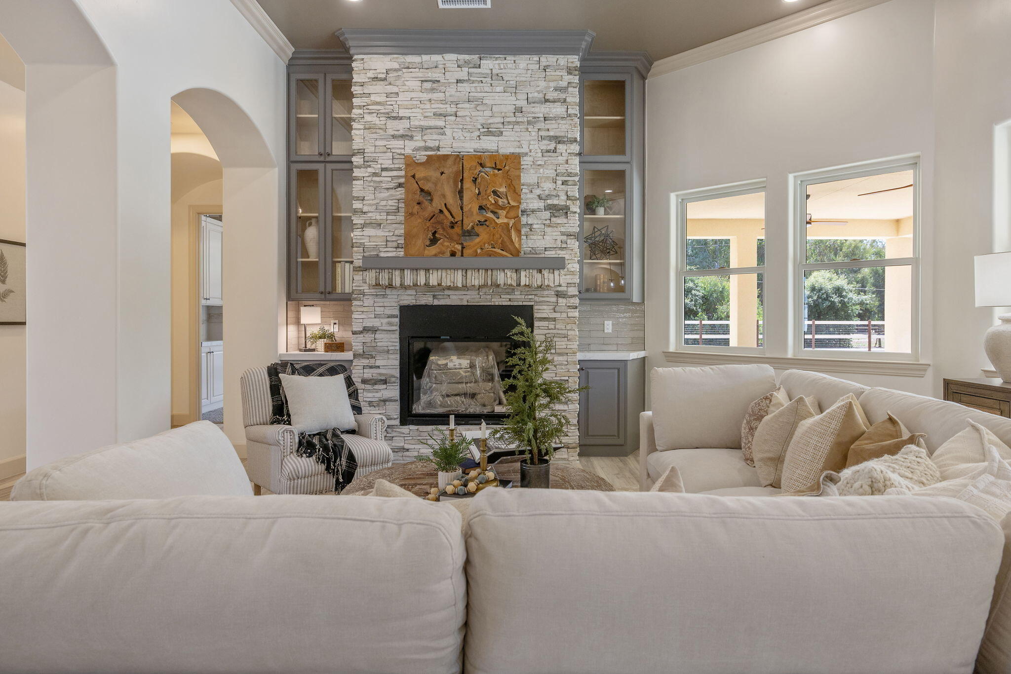 503 E Palm Ct, Exeter, CA 93221