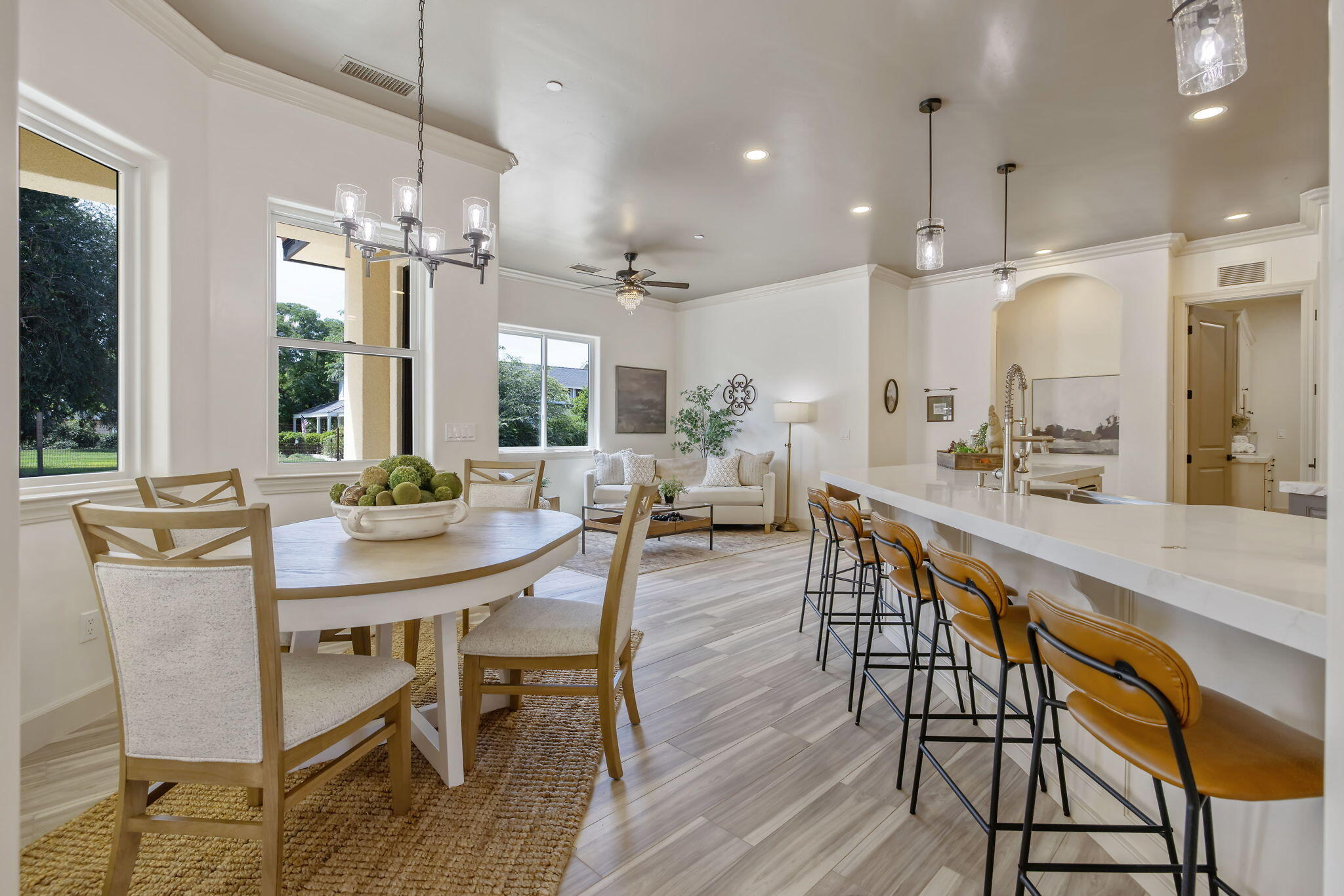 503 E Palm Ct, Exeter, CA 93221
