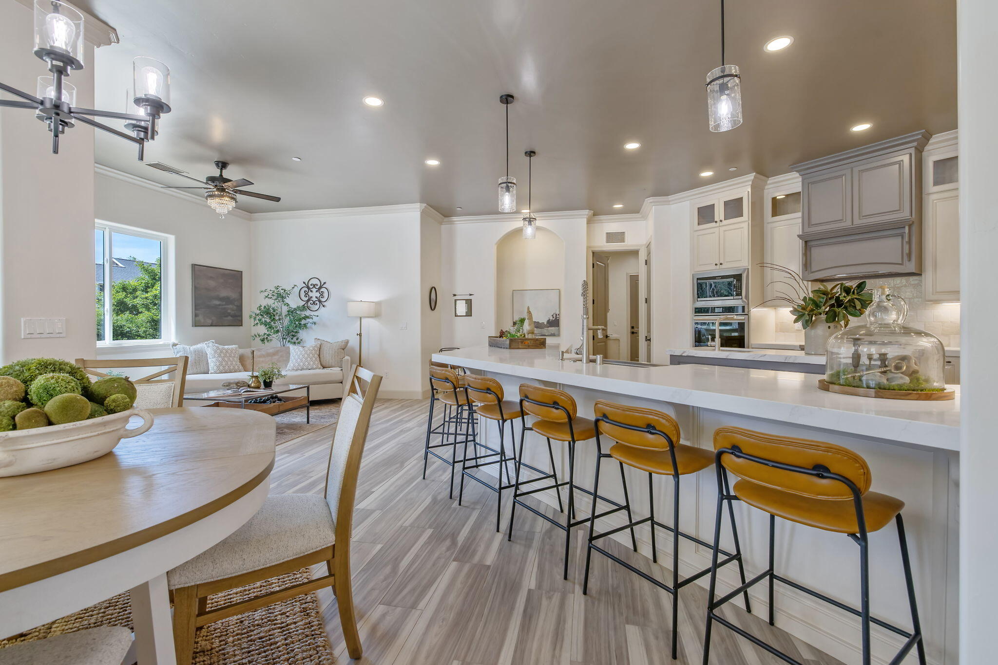 503 E Palm Ct, Exeter, CA 93221