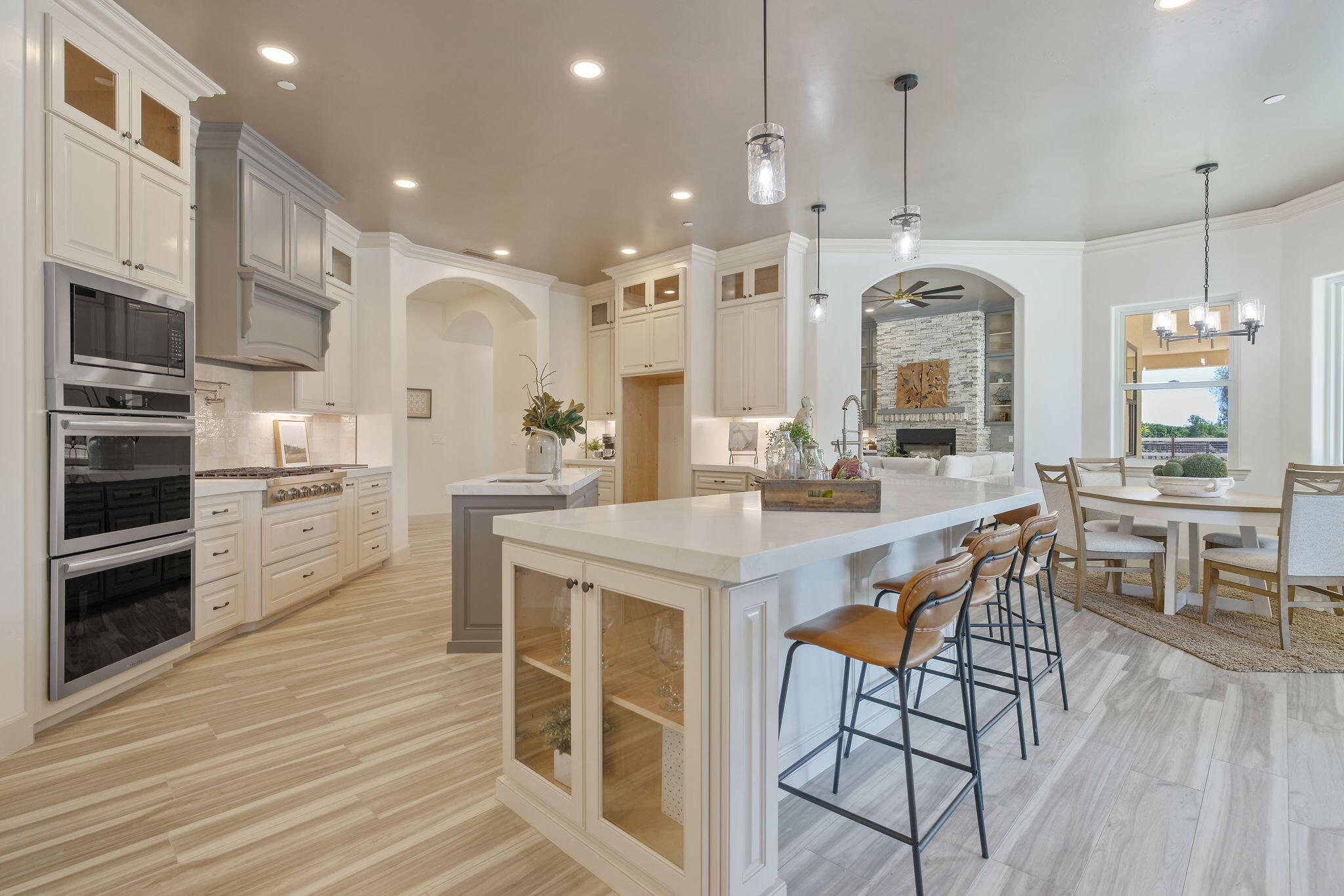 503 E Palm Ct, Exeter, CA 93221