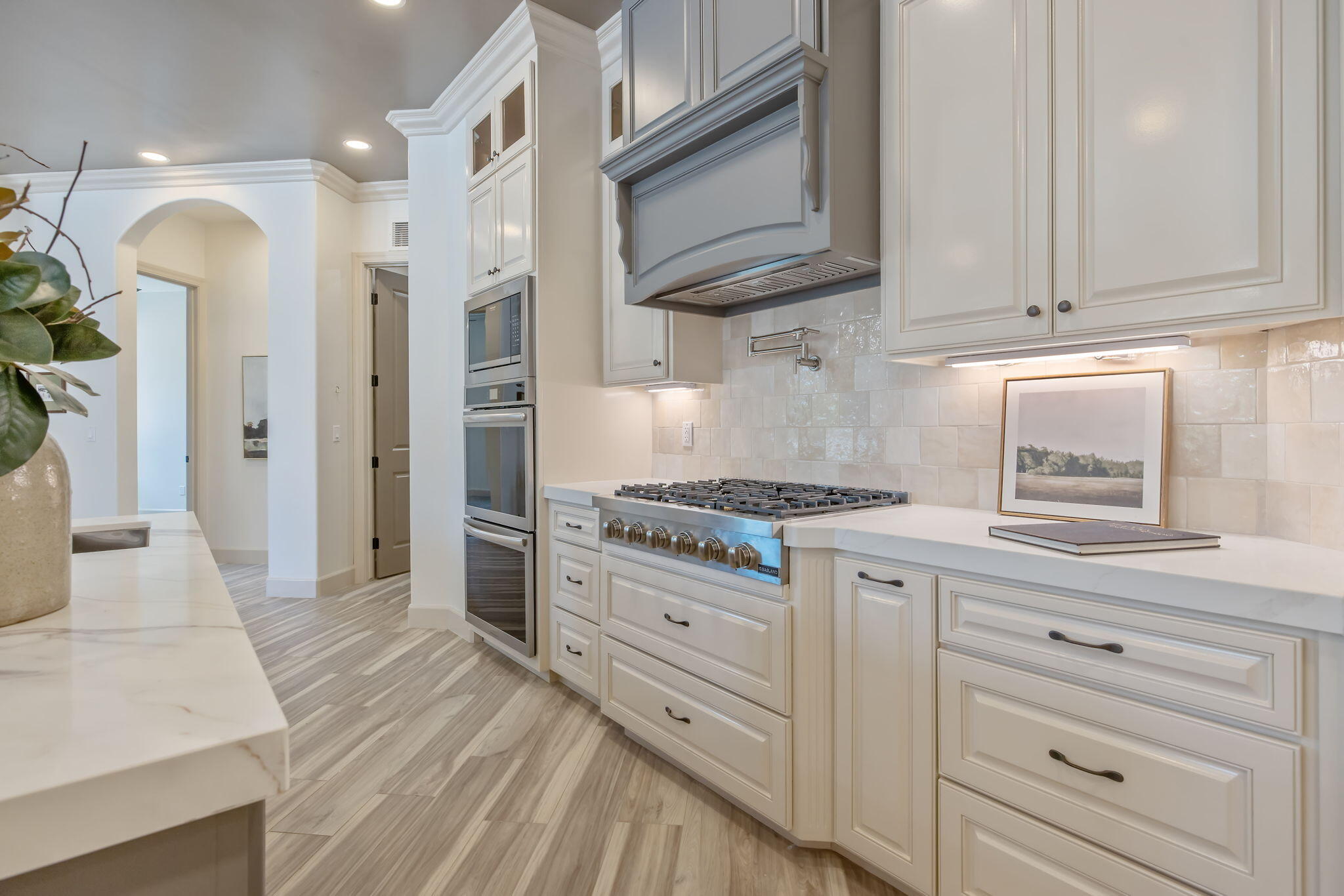 503 E Palm Ct, Exeter, CA 93221