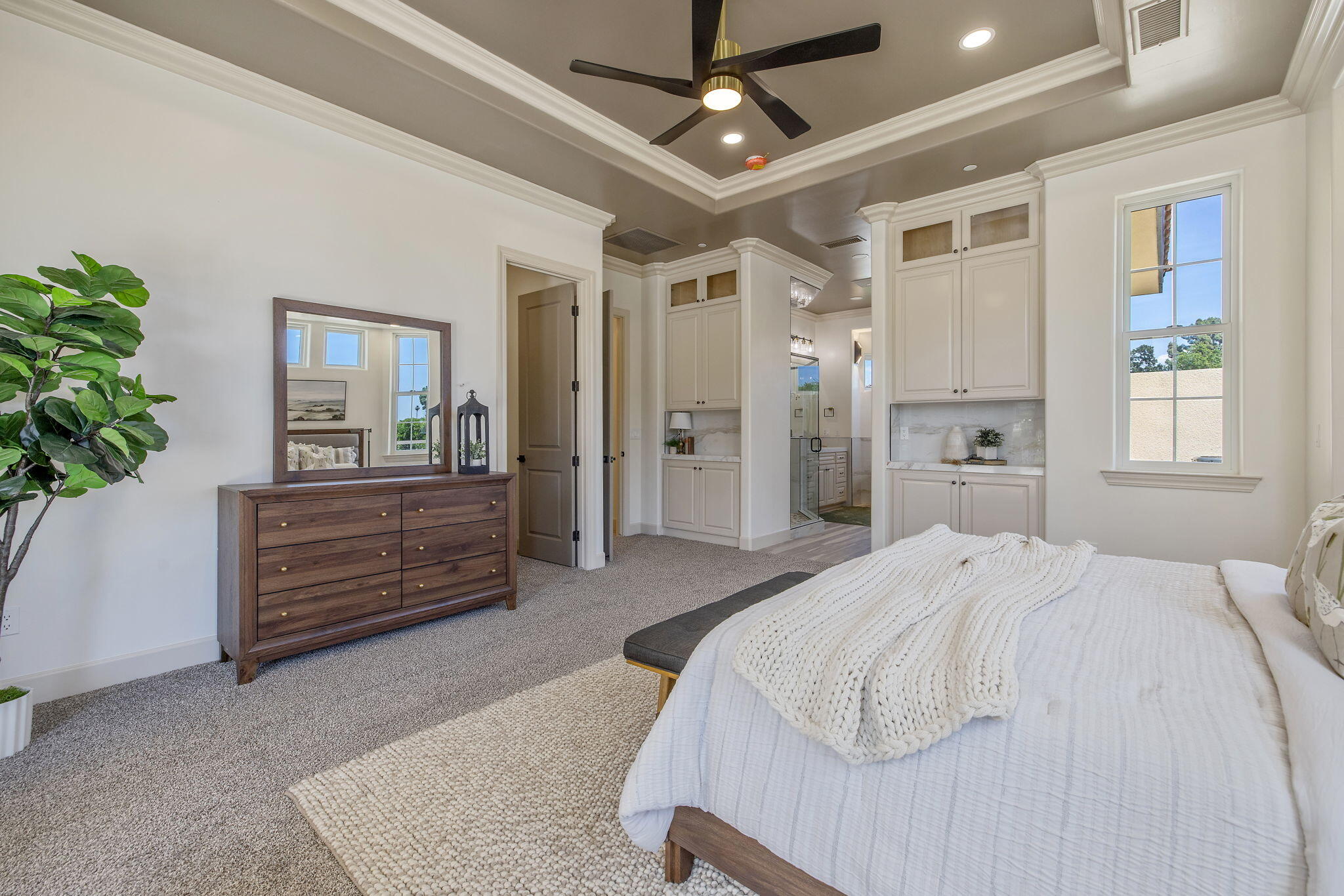 503 E Palm Ct, Exeter, CA 93221