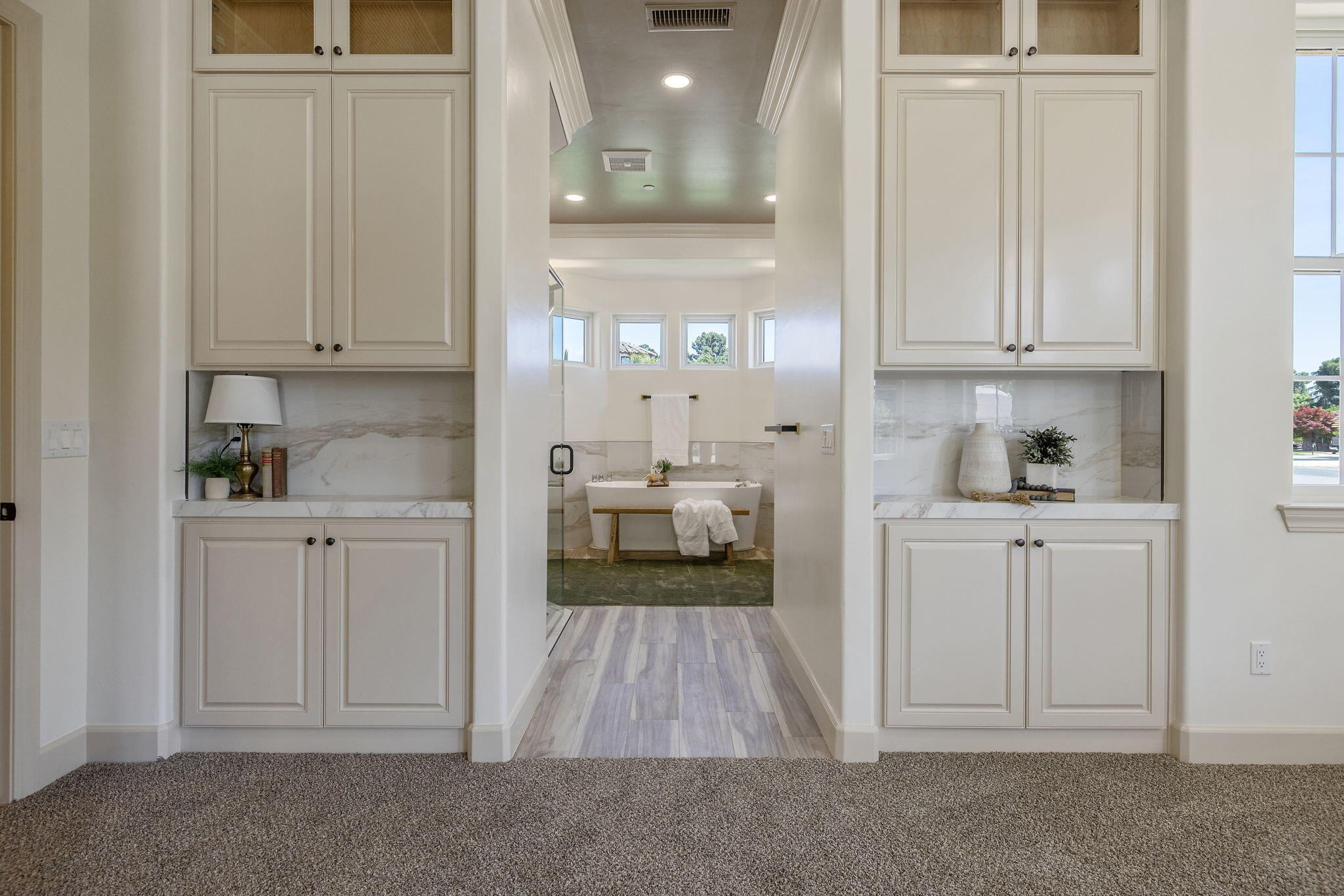 503 E Palm Ct, Exeter, CA 93221