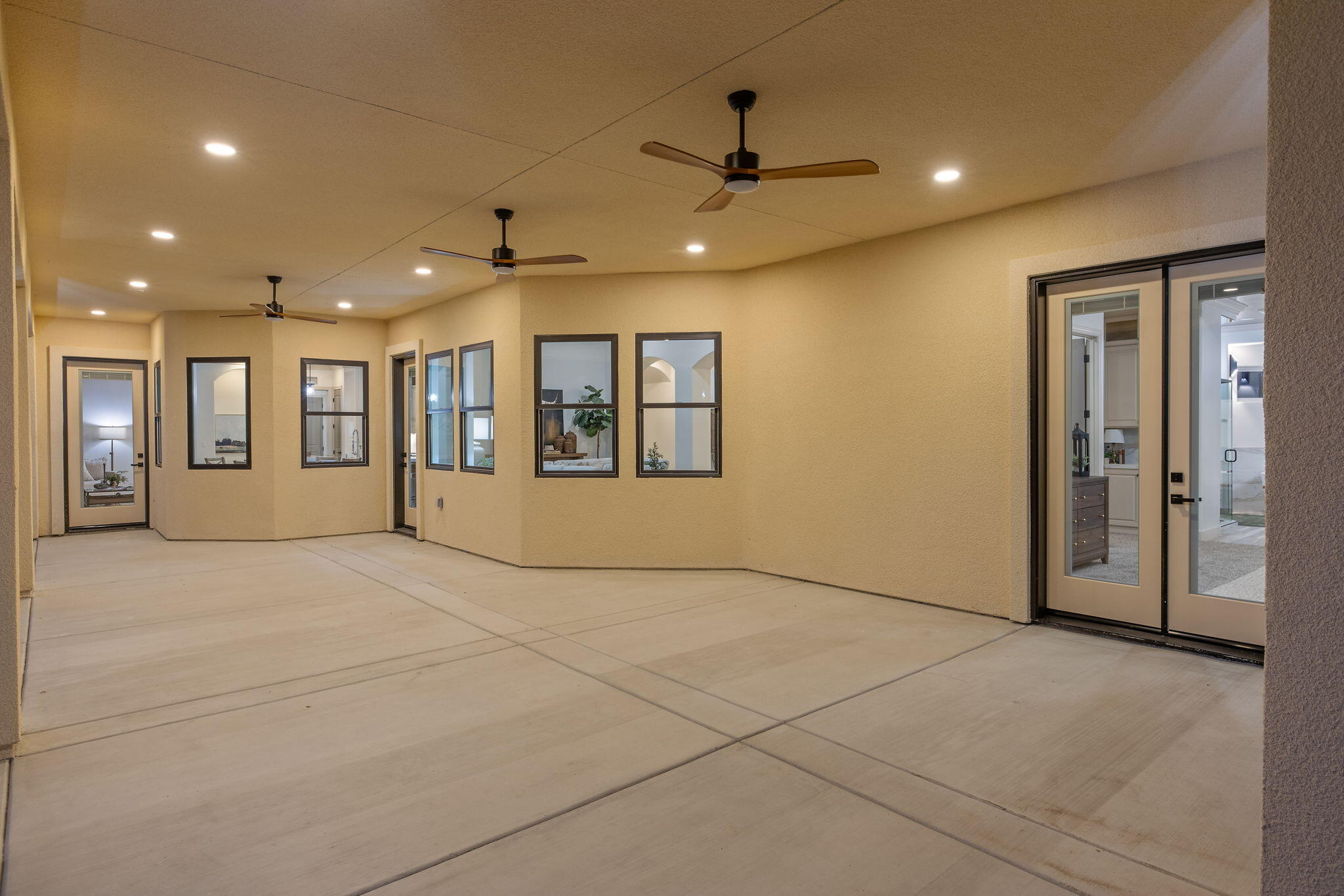 503 E Palm Ct, Exeter, CA 93221