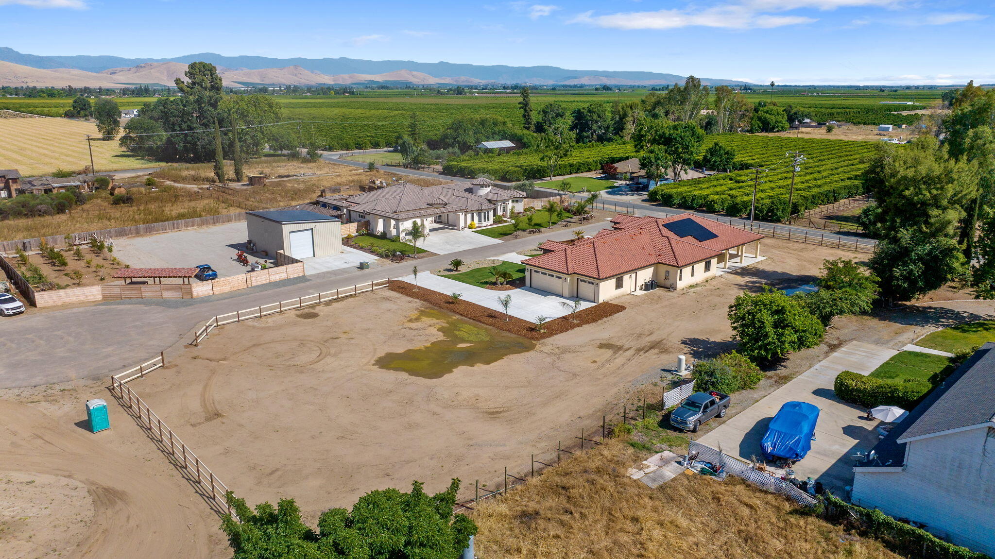 503 E Palm Ct, Exeter, CA 93221