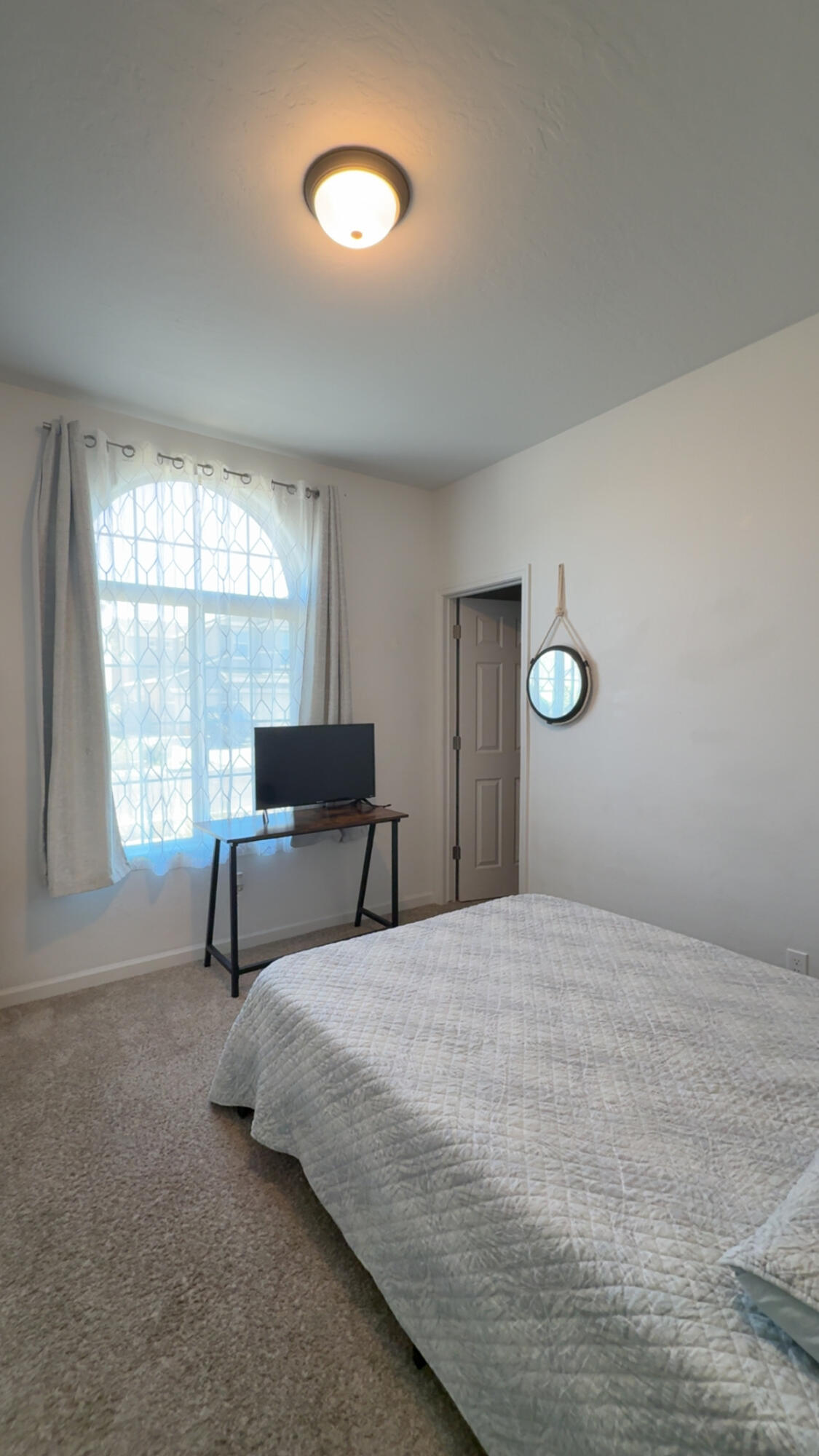 1532 W Tyler Ct, Visalia, CA 93291
