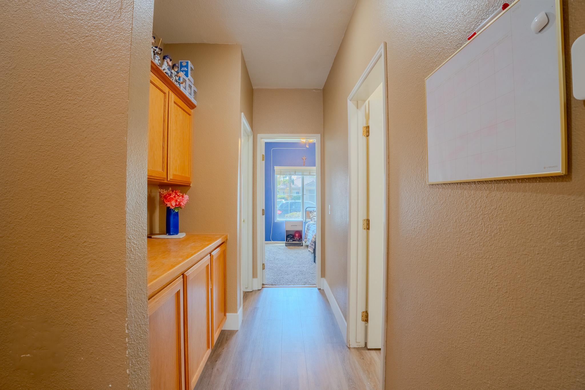 626 W Loyola Ave, Visalia, CA 93277
