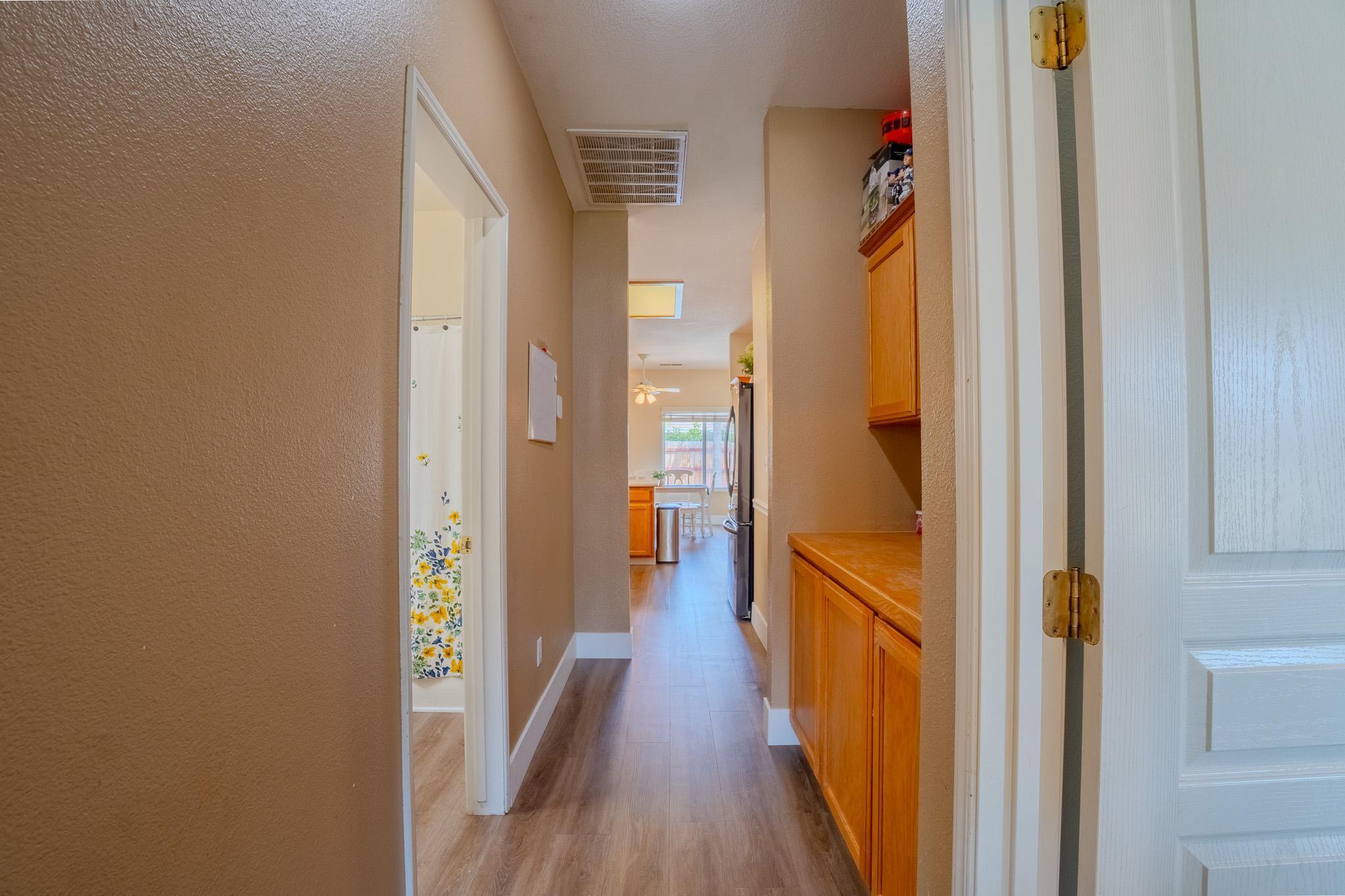 626 W Loyola Ave, Visalia, CA 93277