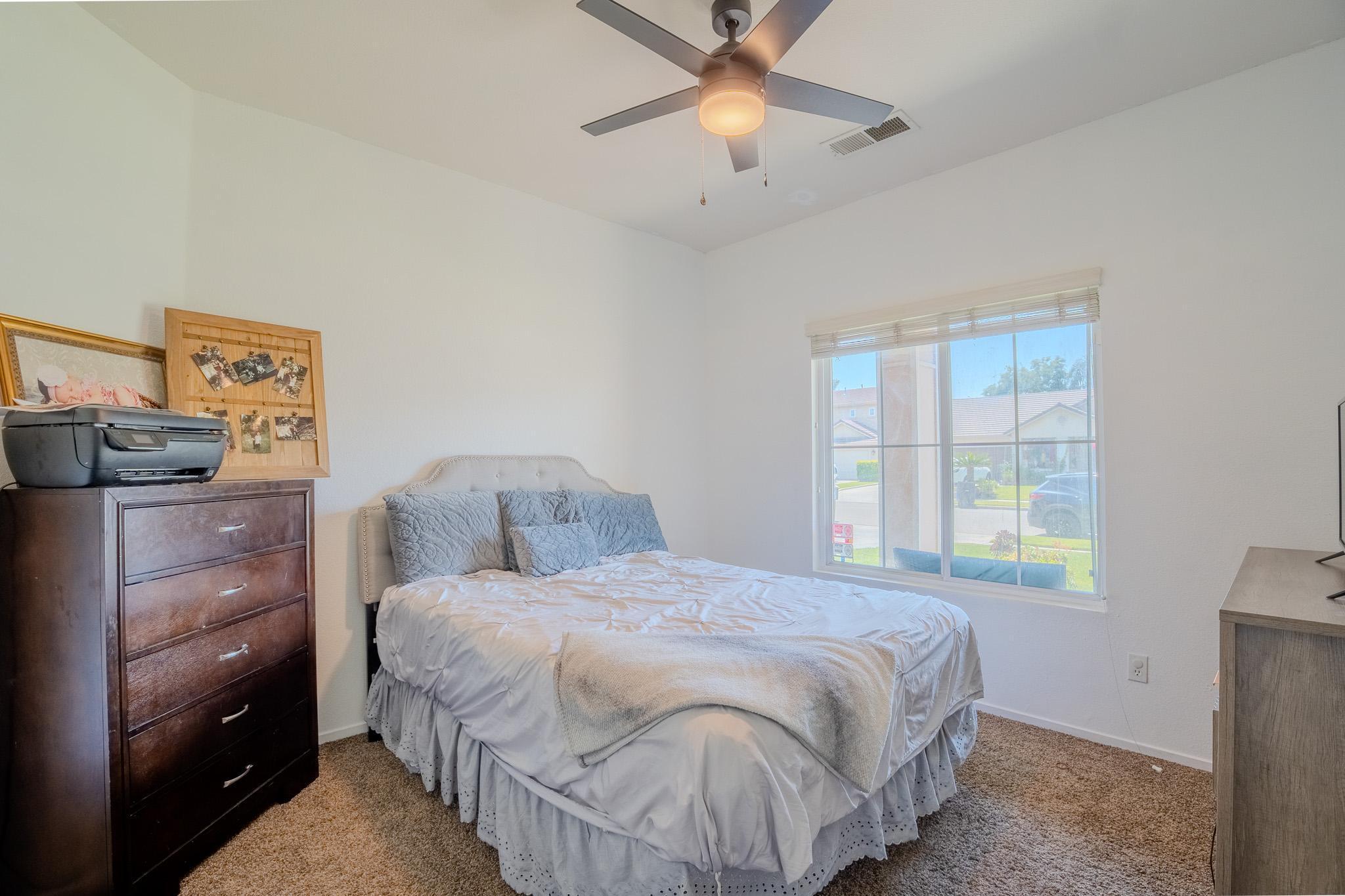 626 W Loyola Ave, Visalia, CA 93277