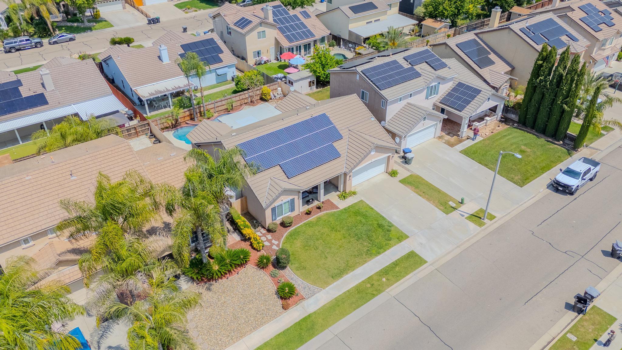 626 W Loyola Ave, Visalia, CA 93277