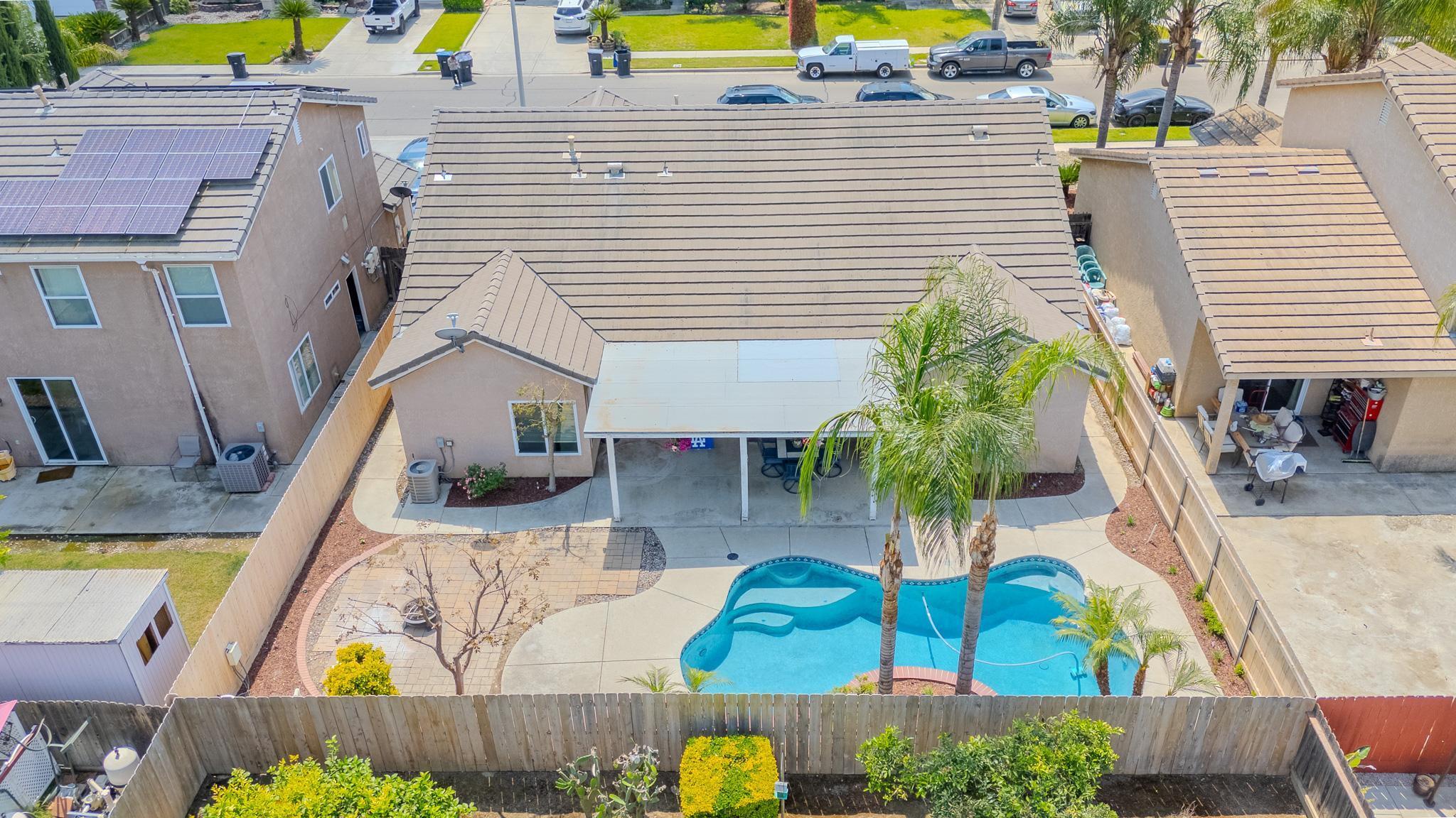 626 W Loyola Ave, Visalia, CA 93277