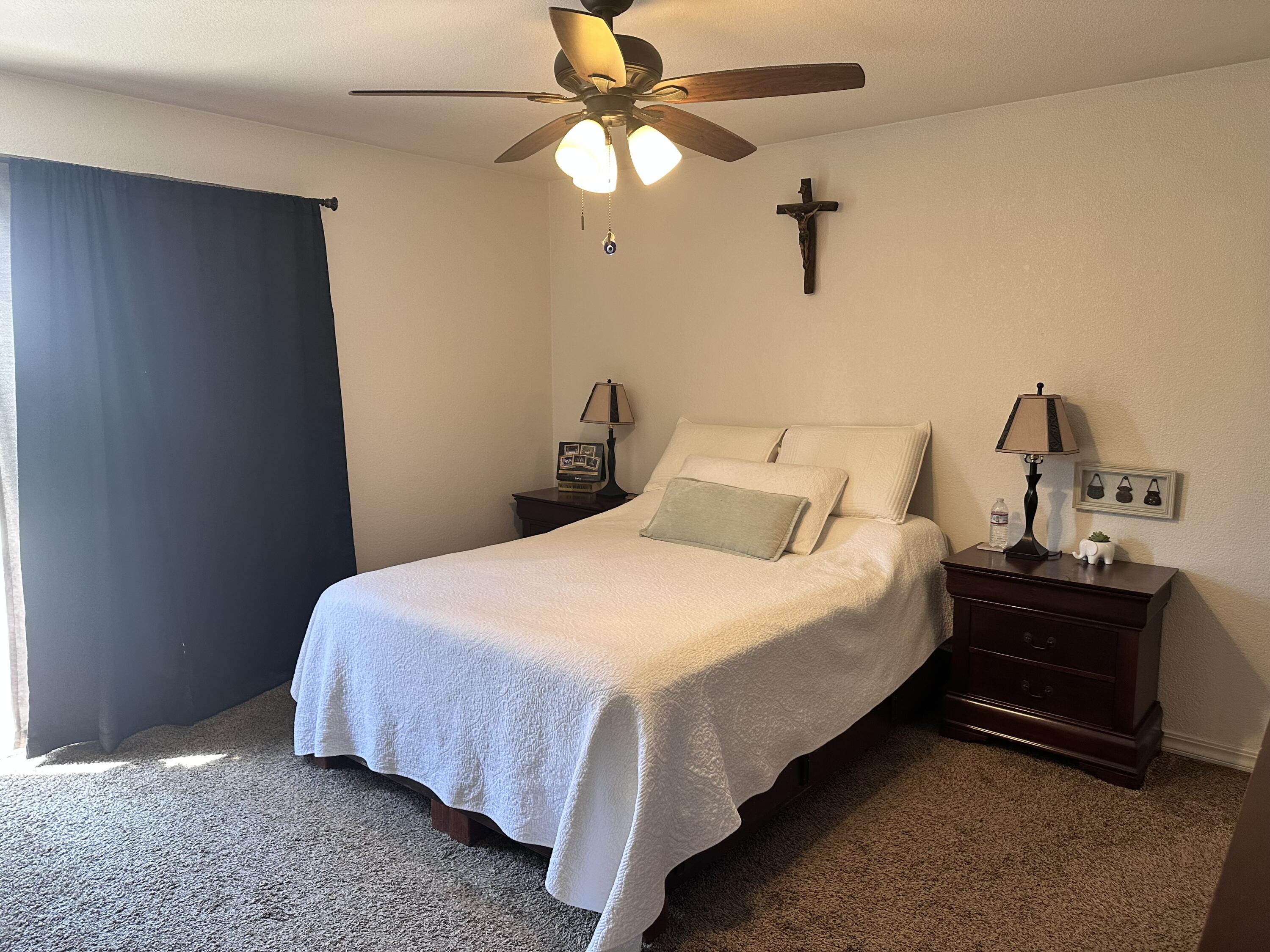 2607 W Country Ave, Visalia, CA 93277