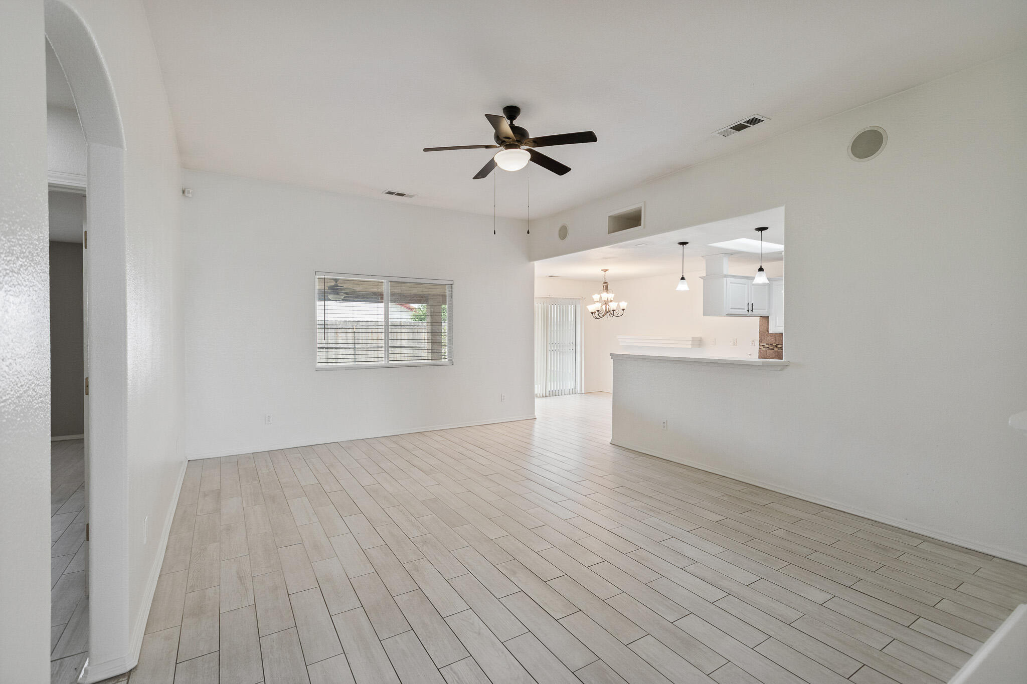 751 S Indiana St, Porterville, CA 93257