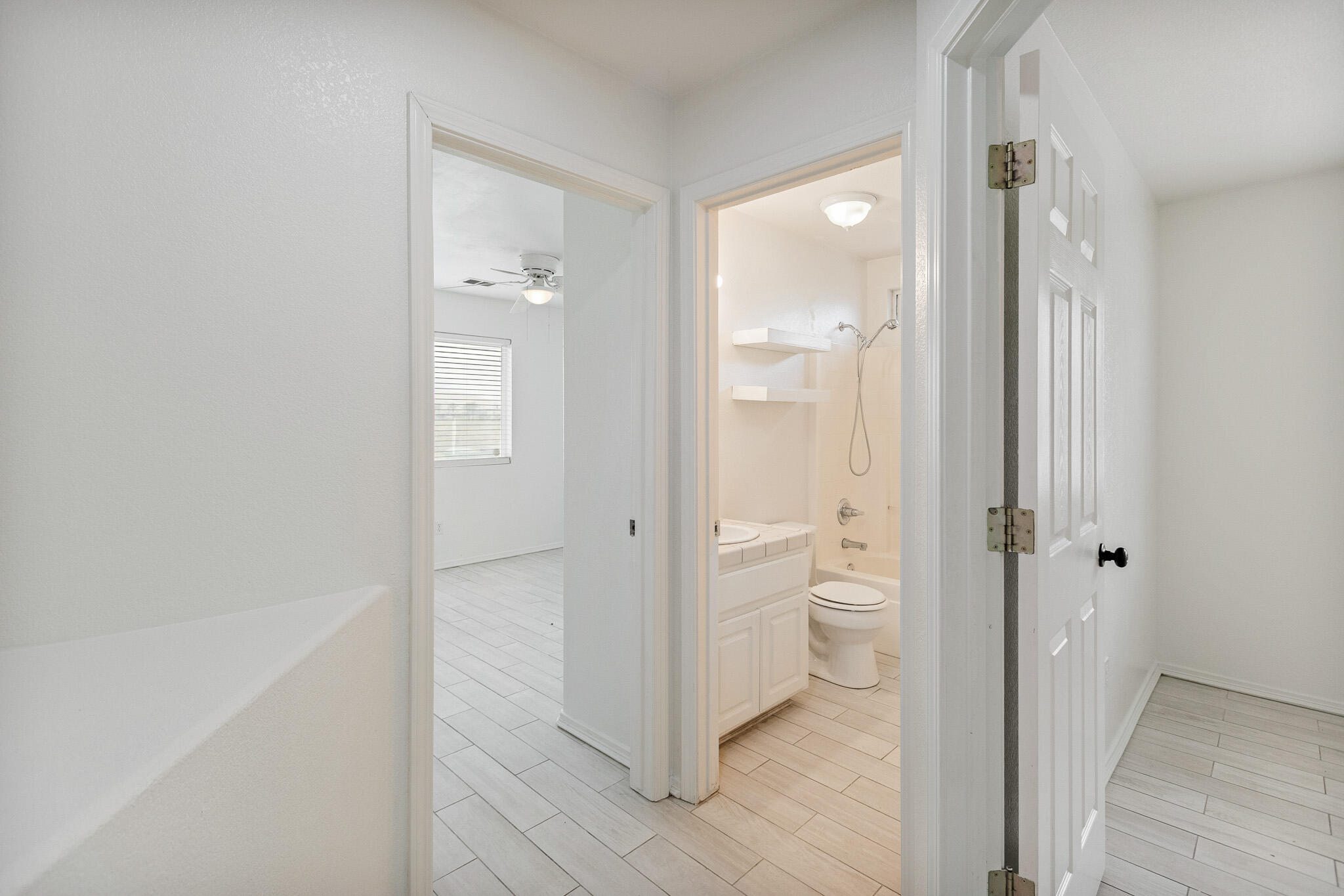 751 S Indiana St, Porterville, CA 93257