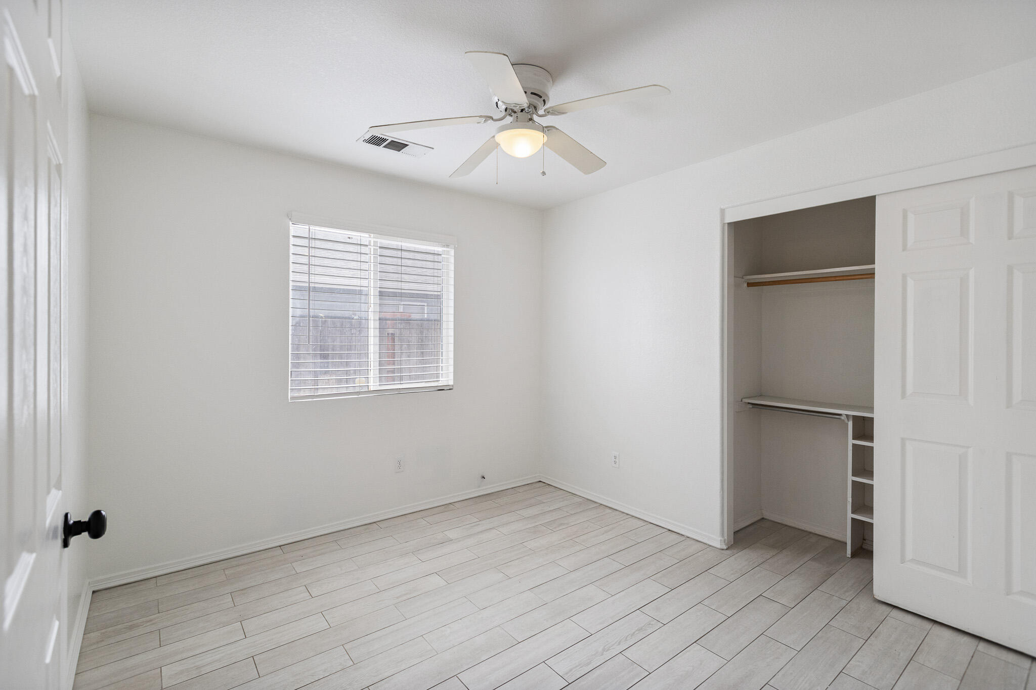 751 S Indiana St, Porterville, CA 93257