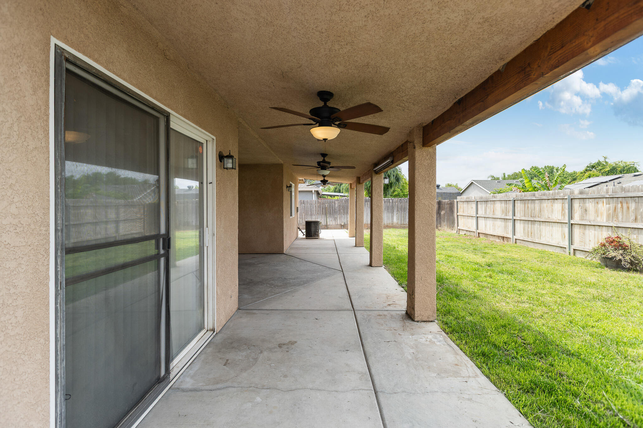 751 S Indiana St, Porterville, CA 93257
