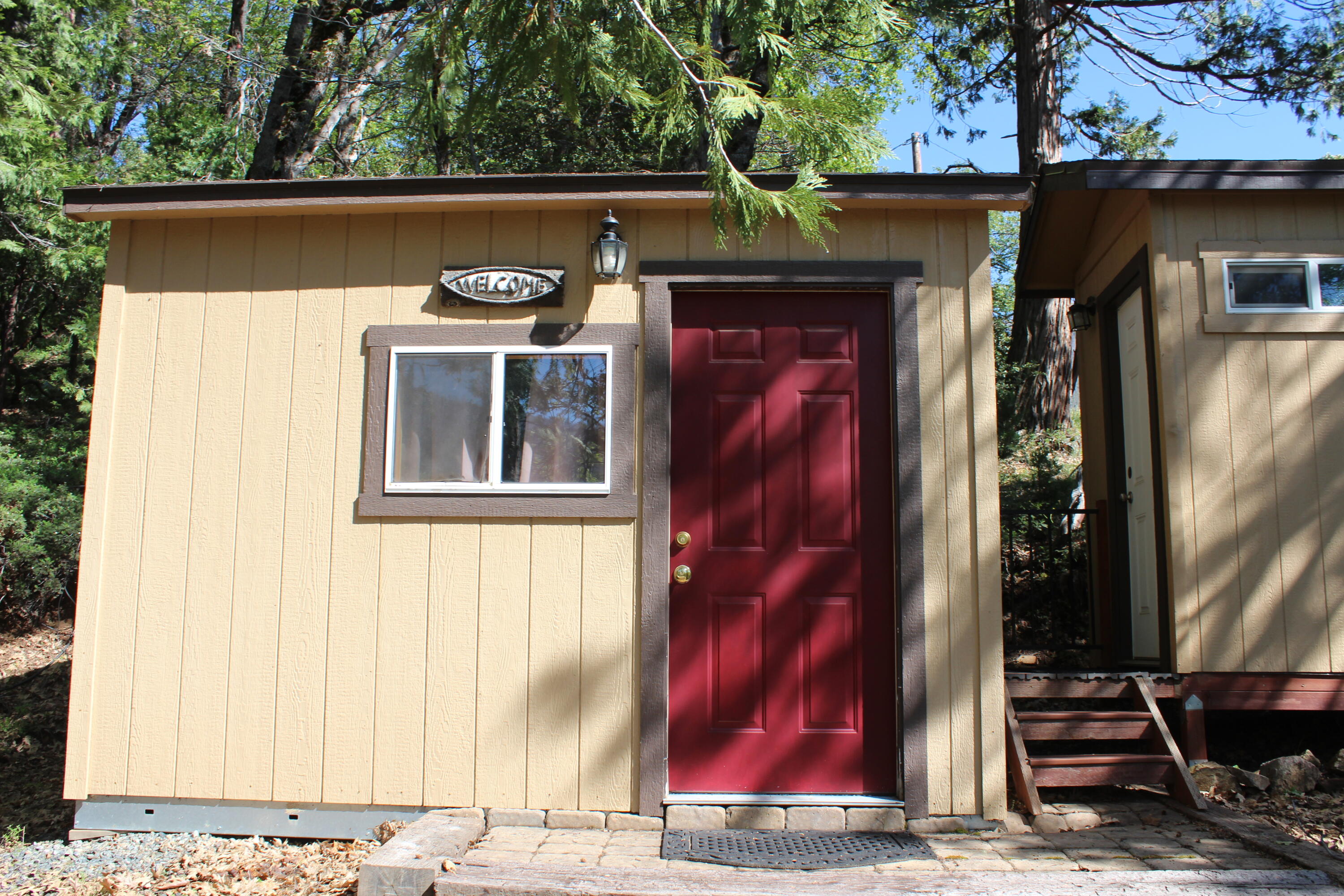 266 Soda Springs Ct, Springville, CA 93265