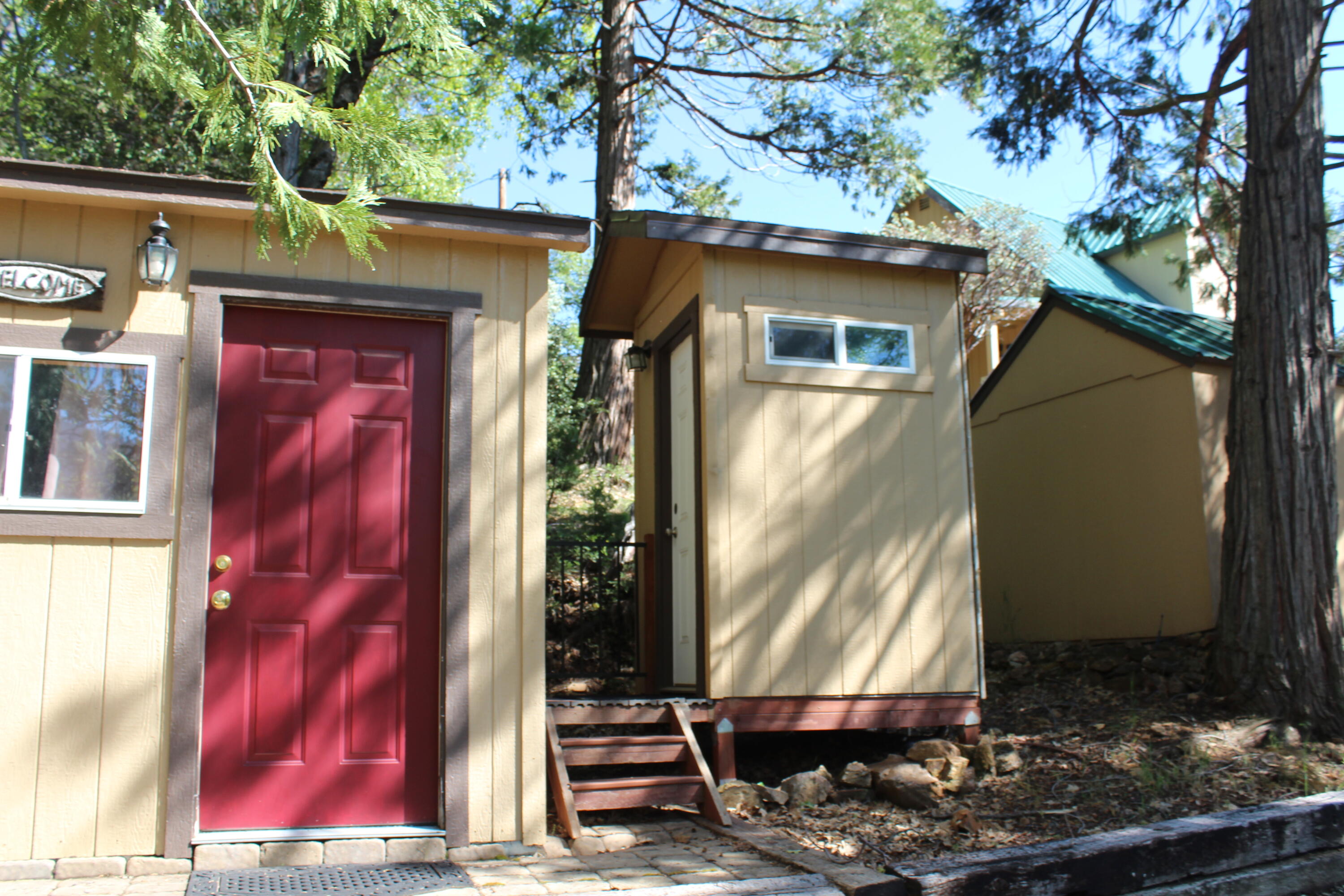 266 Soda Springs Ct, Springville, CA 93265