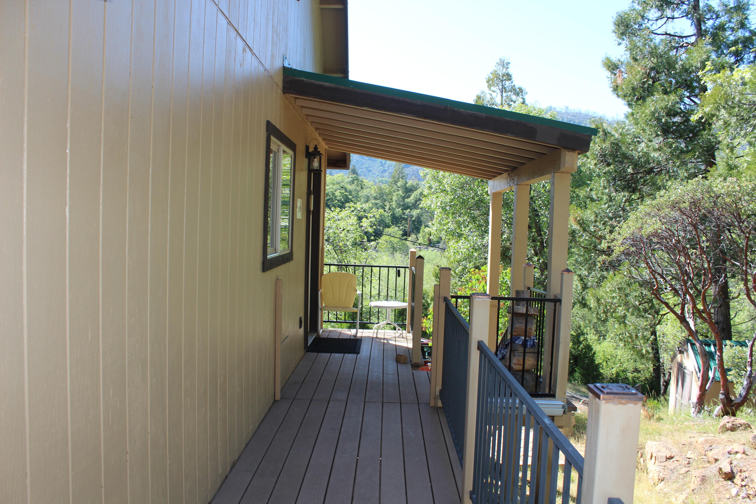 266 Soda Springs Ct, Springville, CA 93265