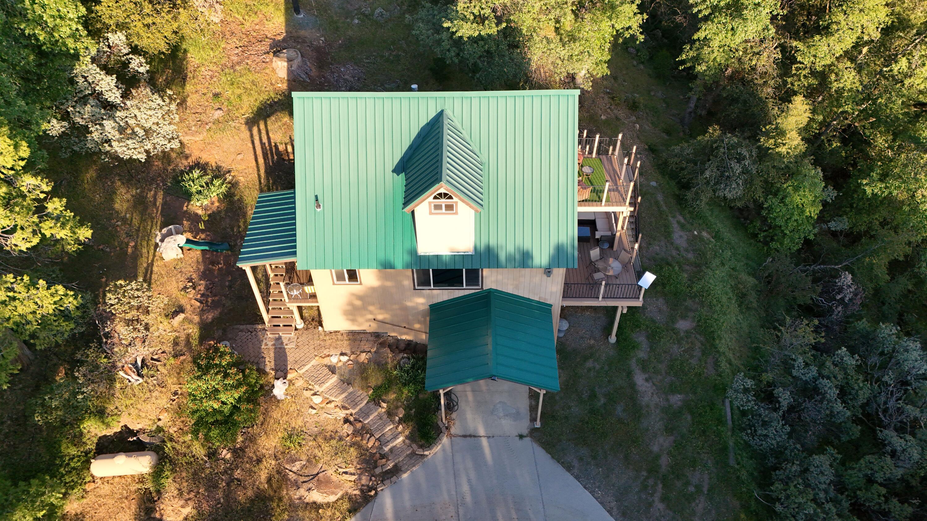 266 Soda Springs Ct, Springville, CA 93265