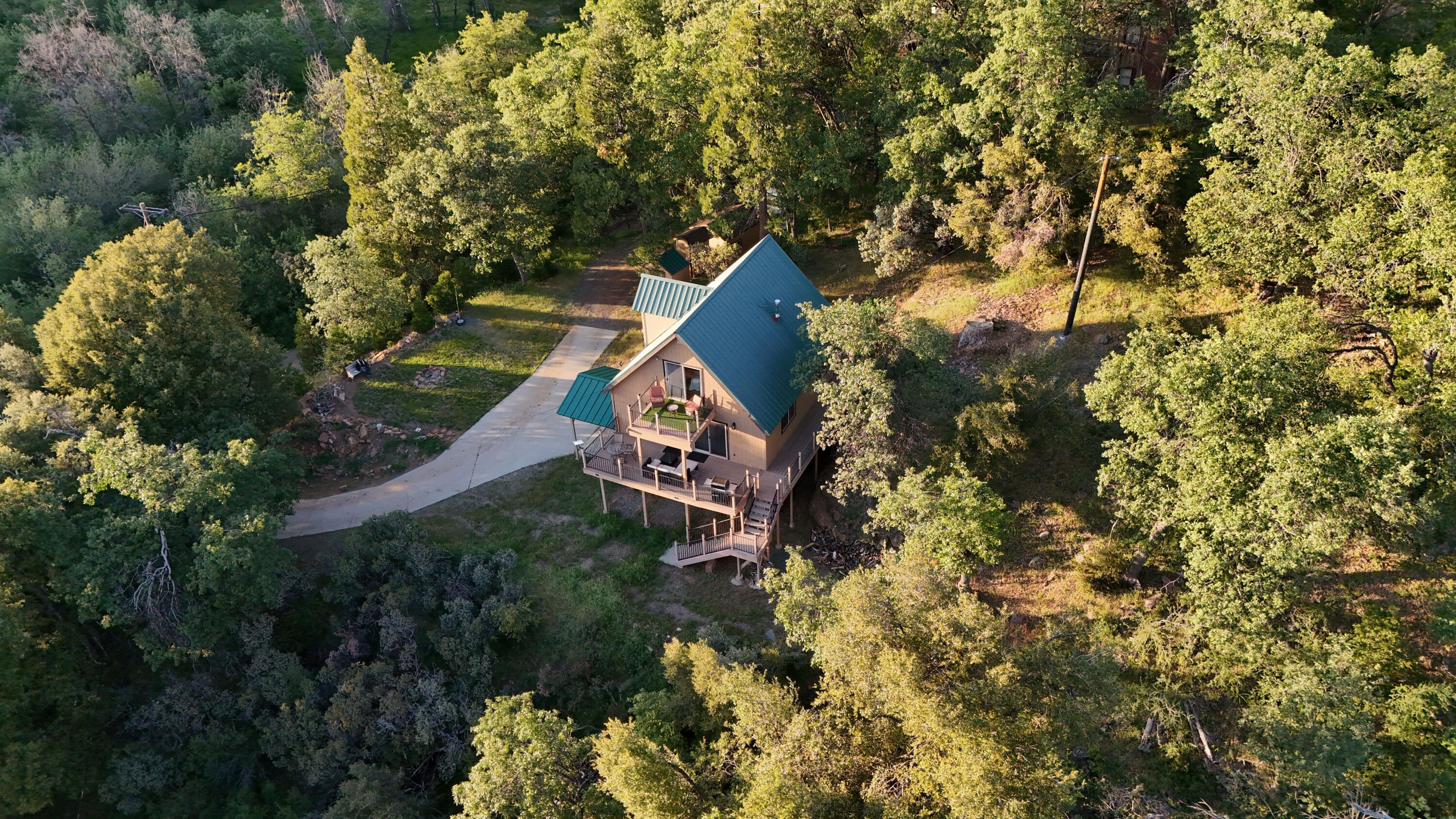 266 Soda Springs Ct, Springville, CA 93265