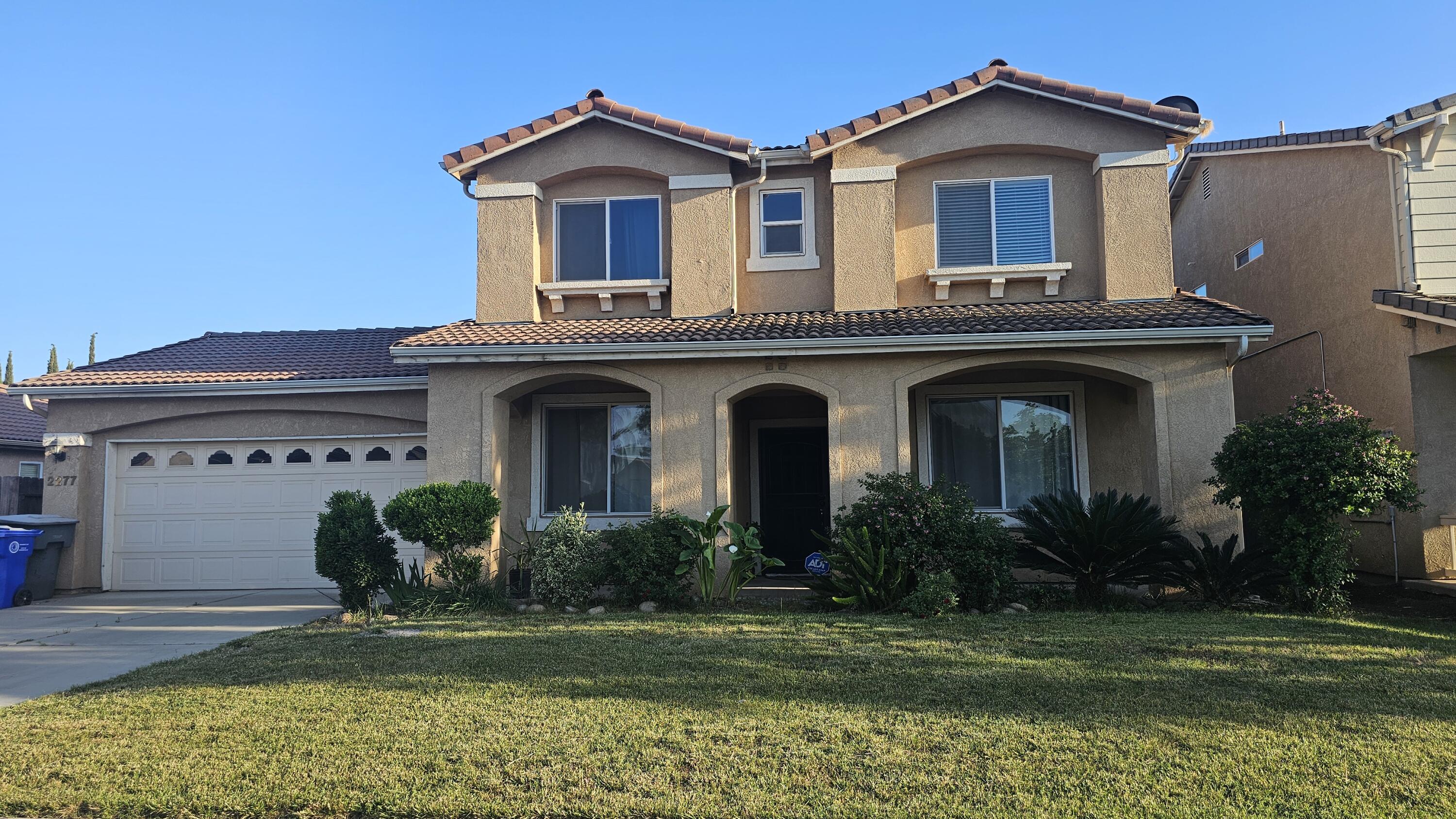 2277 W Wall Ct, Porterville, CA 93257