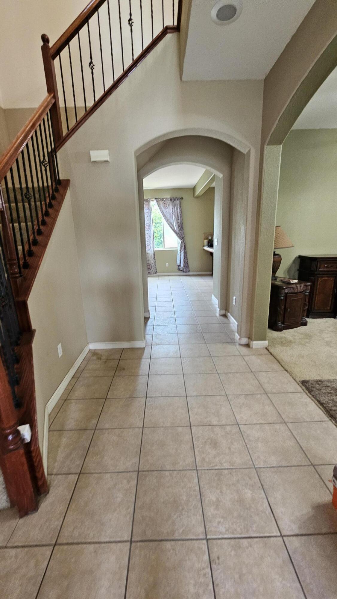 2277 W Wall Ct, Porterville, CA 93257