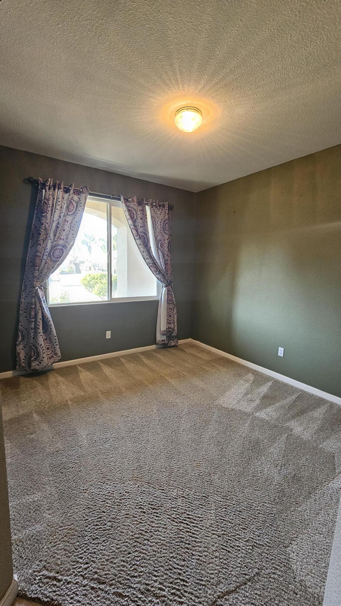 2277 W Wall Ct, Porterville, CA 93257