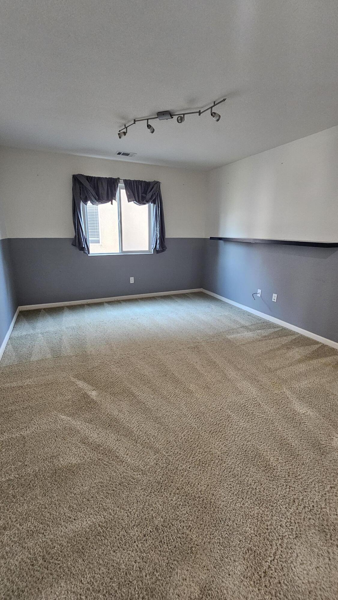 2277 W Wall Ct, Porterville, CA 93257