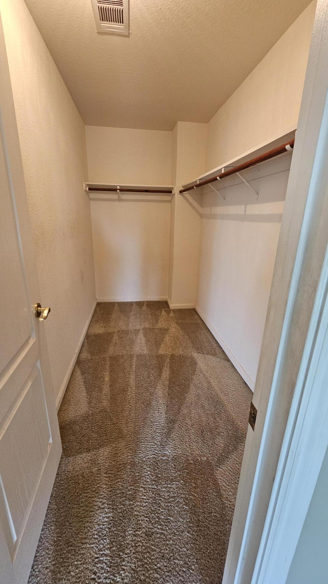 2277 W Wall Ct, Porterville, CA 93257