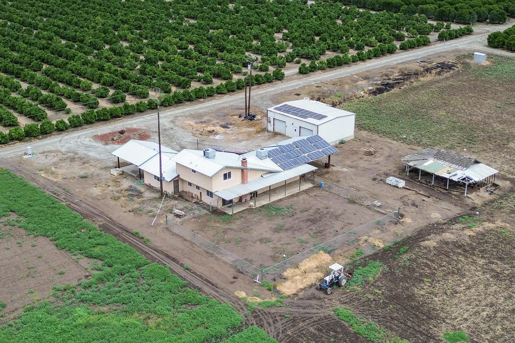 24403 Avenue 234, Lindsay, CA 93247