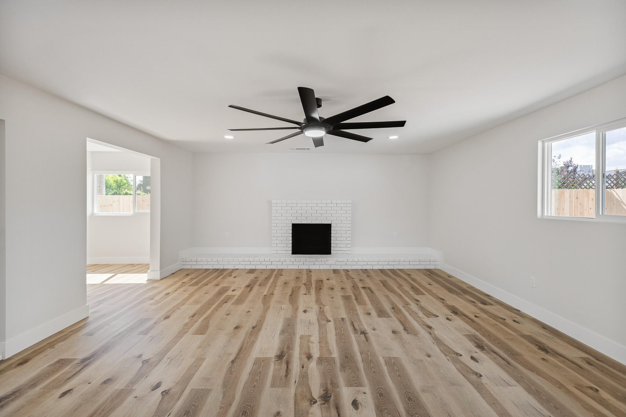 455 Patsy St, Porterville, CA 93257