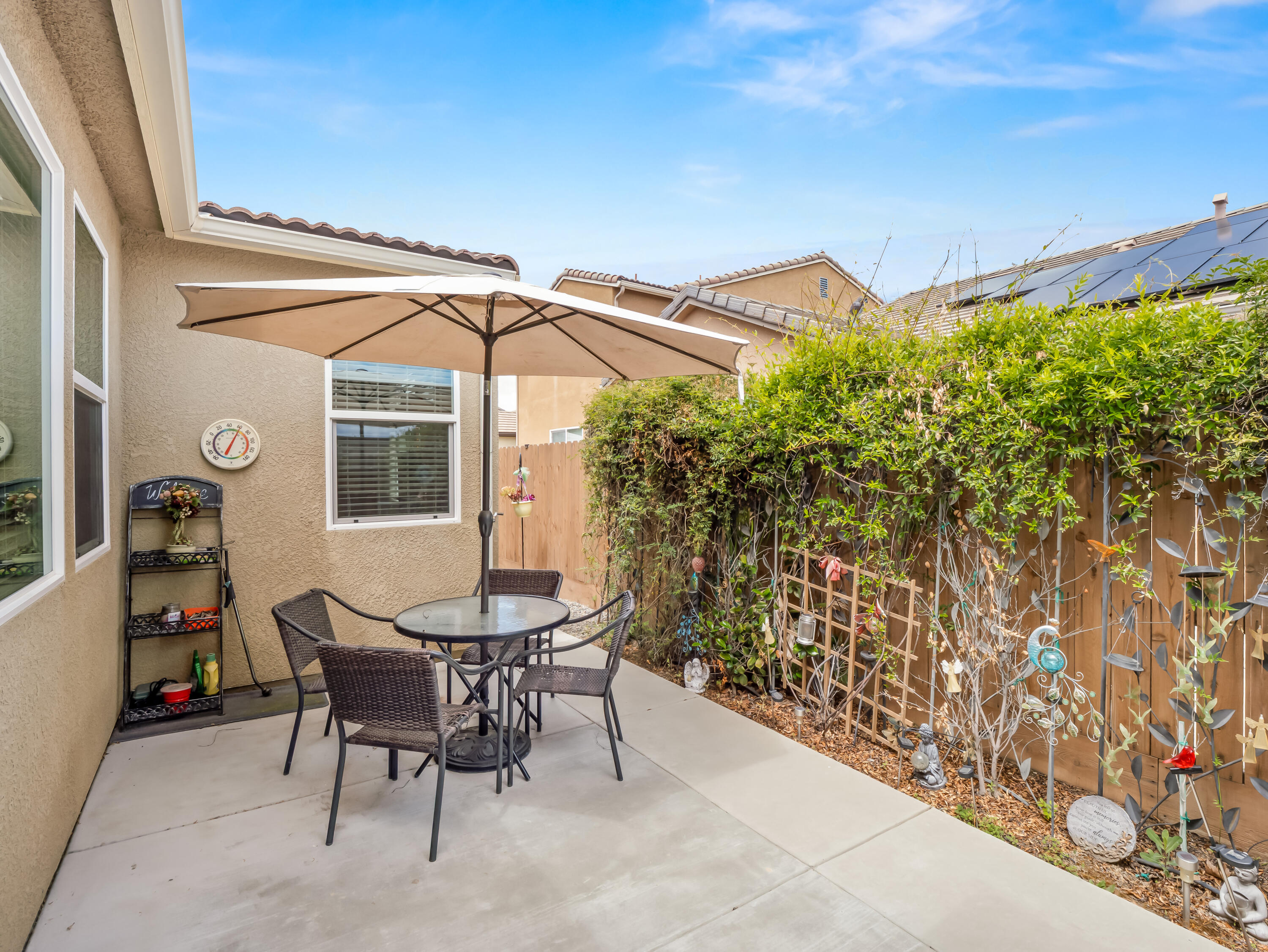 2459 Lombard Ln, Clovis, CA 93611