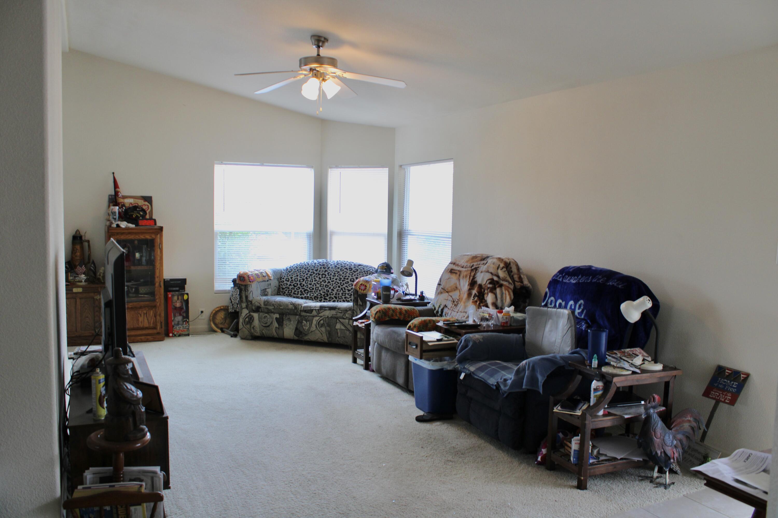 100 S Westwood St #20, Porterville, CA 93257