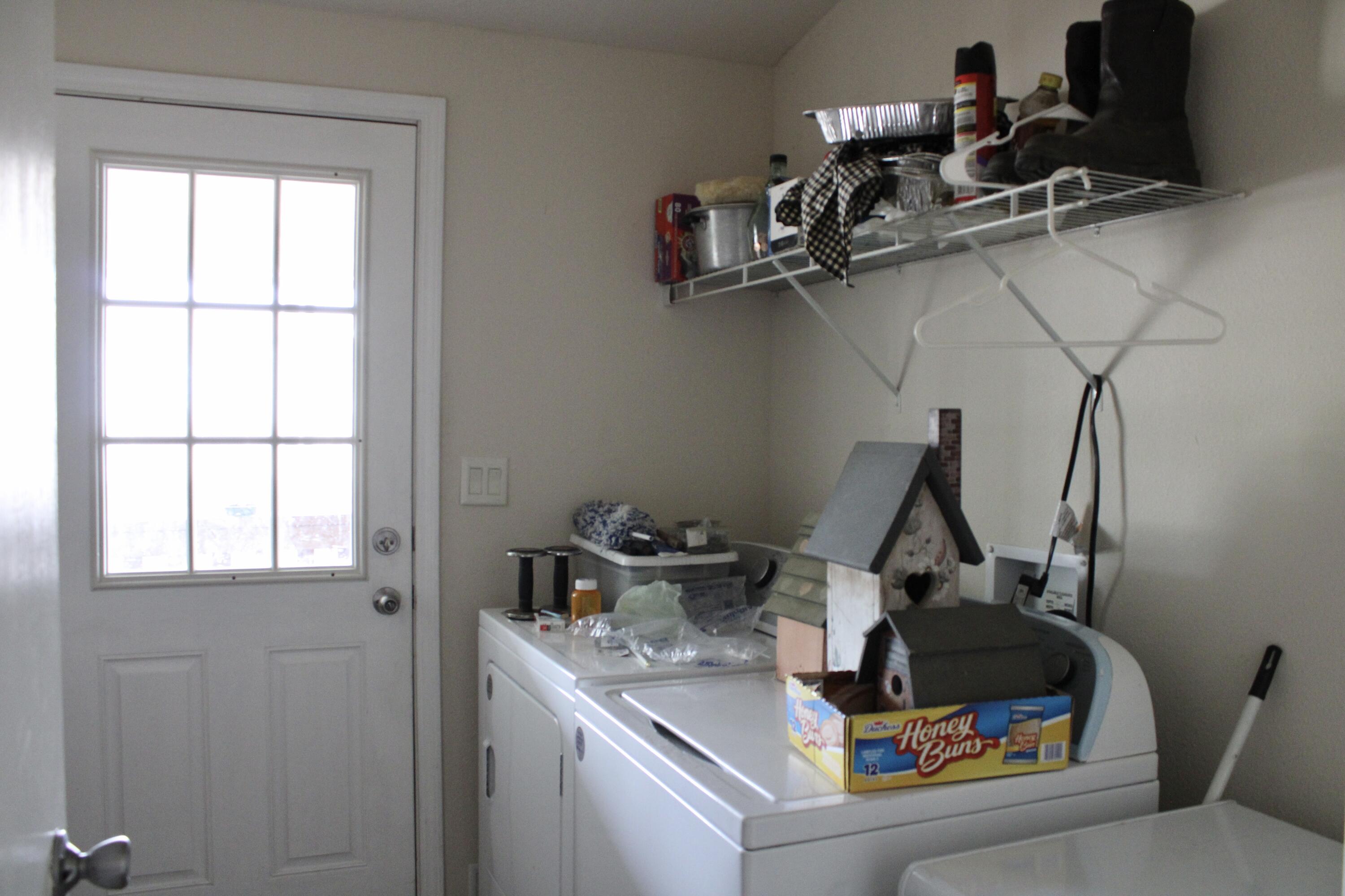 100 S Westwood St #20, Porterville, CA 93257