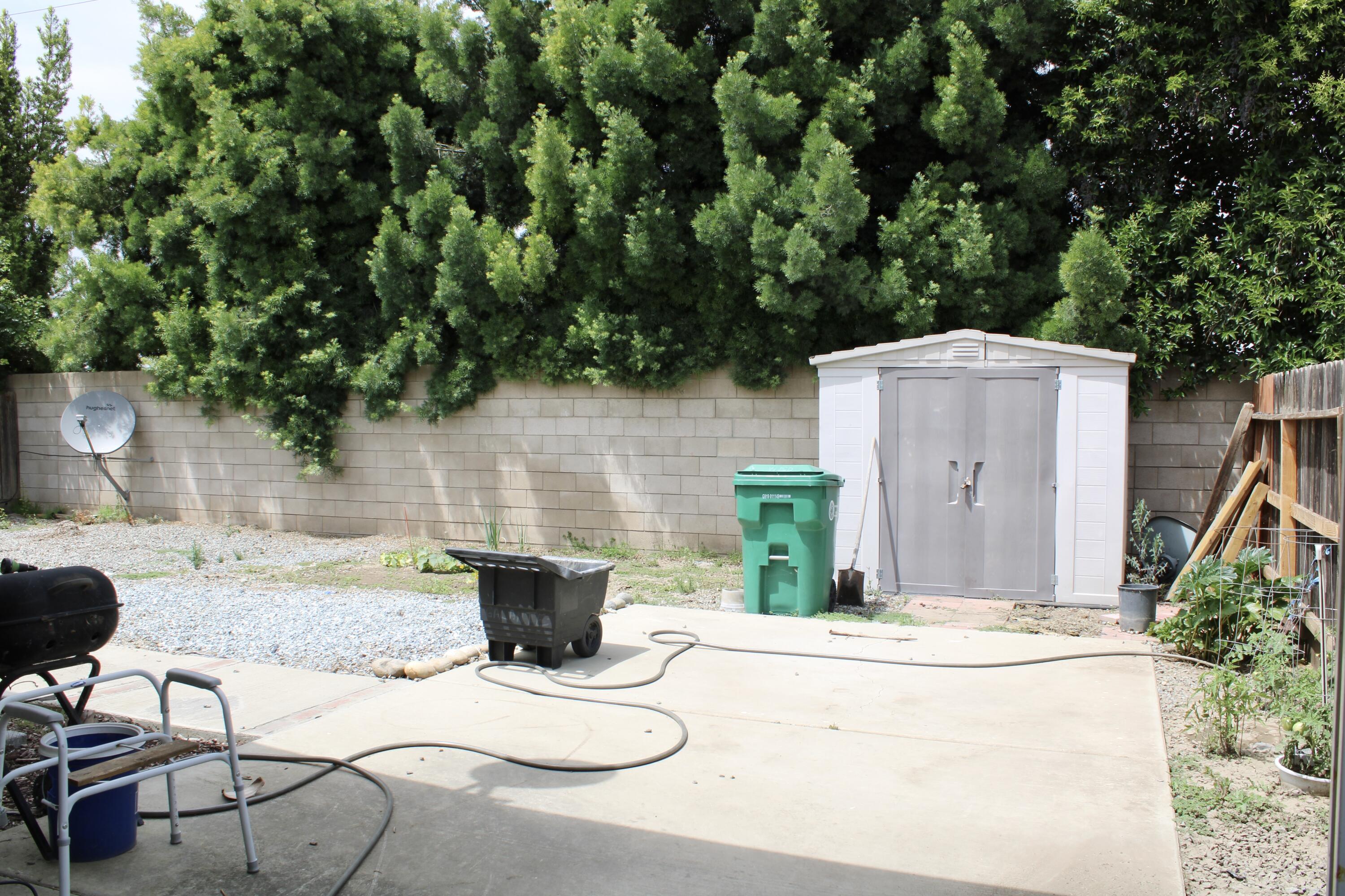 100 S Westwood St #20, Porterville, CA 93257