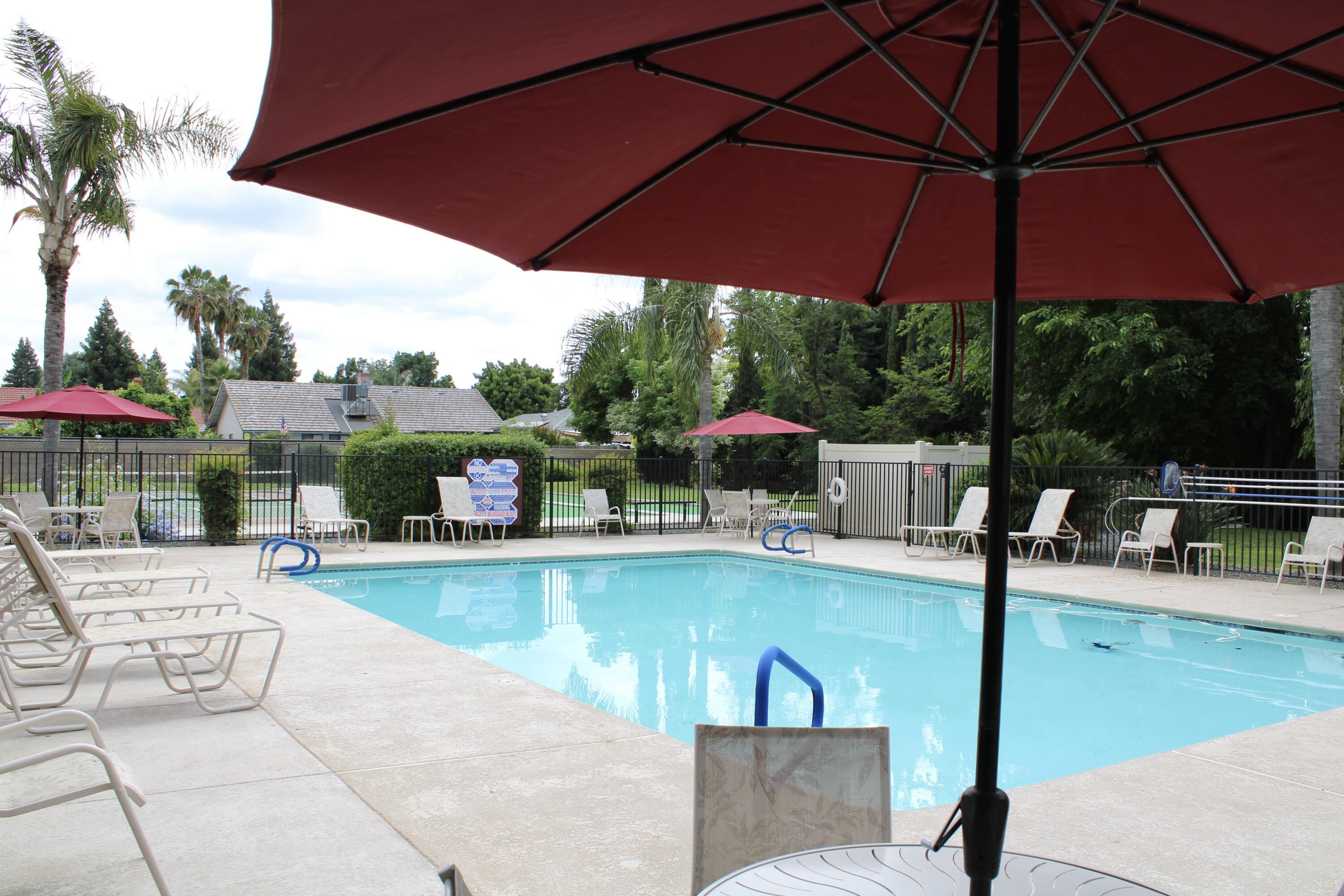 100 S Westwood St #20, Porterville, CA 93257