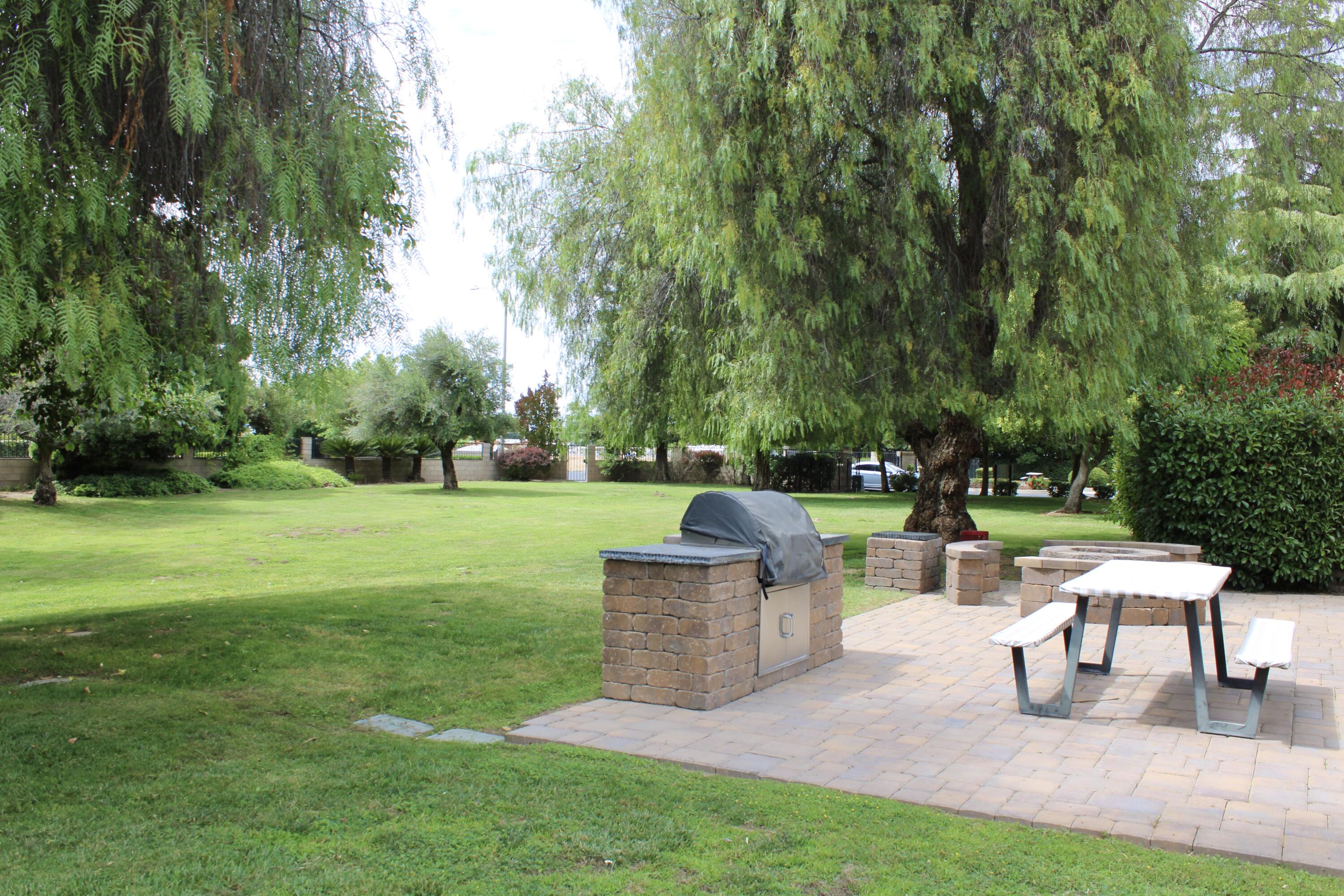 100 S Westwood St #20, Porterville, CA 93257