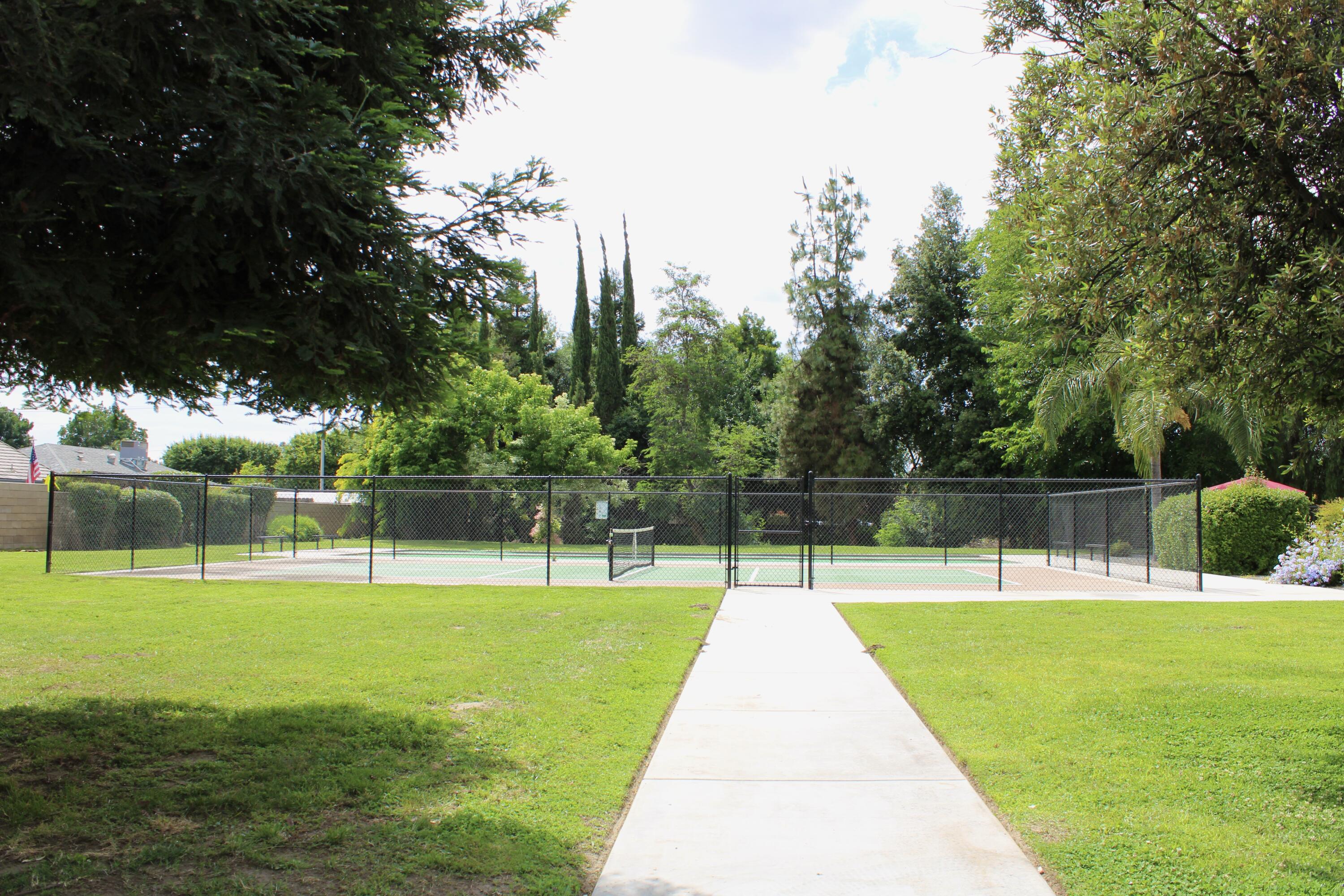 100 S Westwood St #20, Porterville, CA 93257