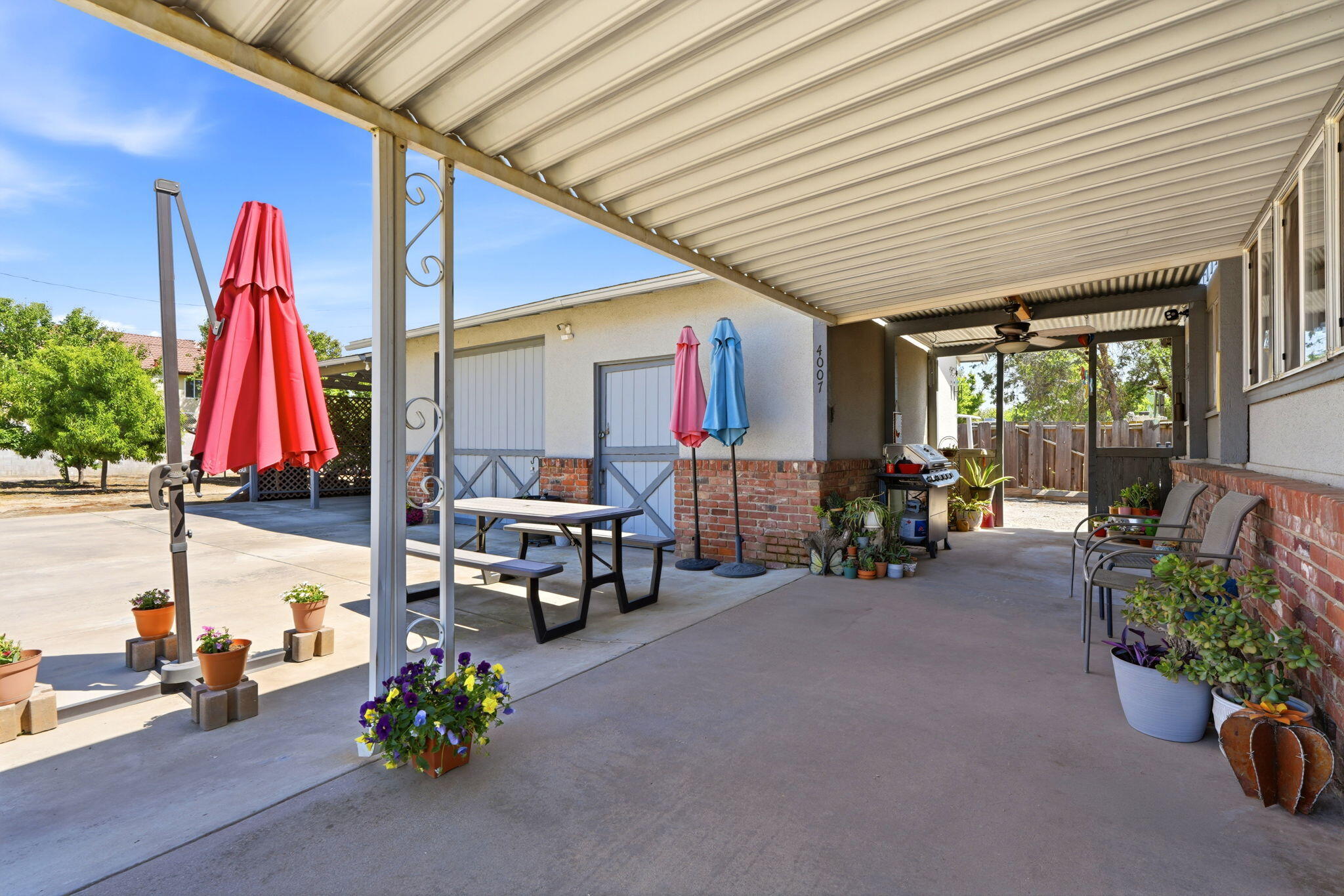 4007 W Myrtle Ave, Visalia, CA 93277