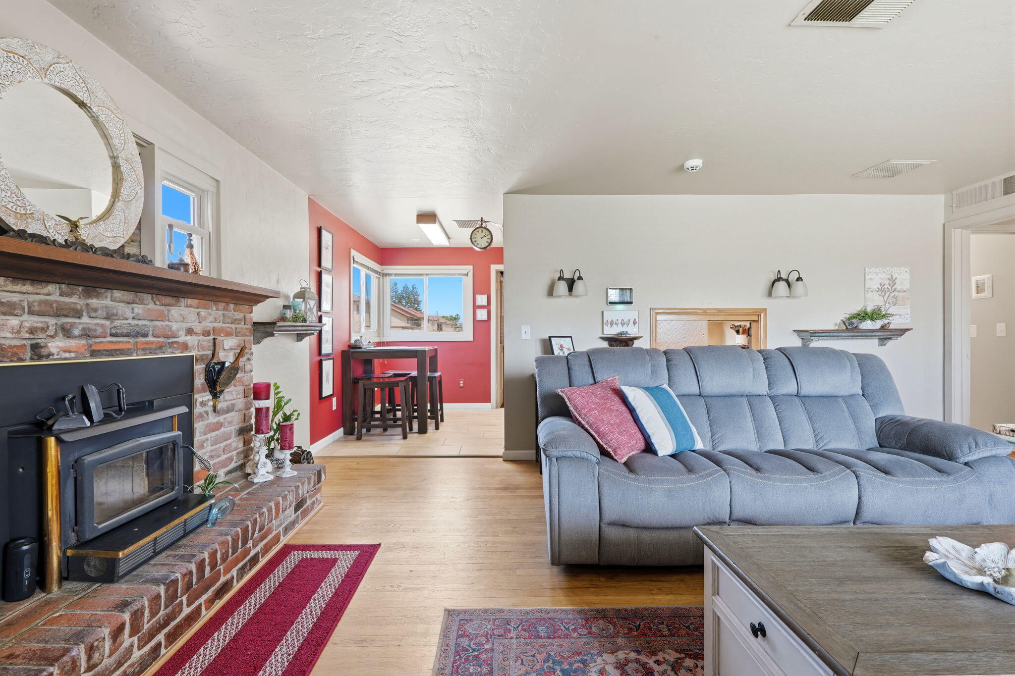 4007 W Myrtle Ave, Visalia, CA 93277