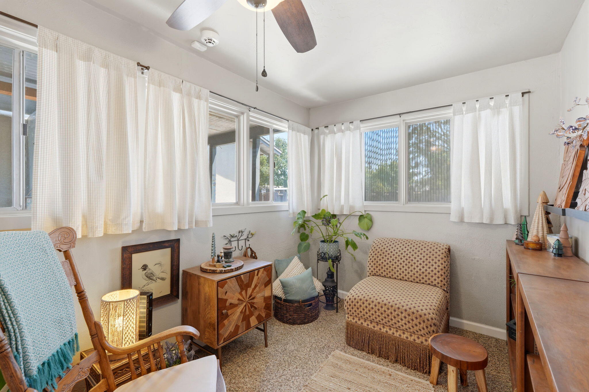 4007 W Myrtle Ave, Visalia, CA 93277