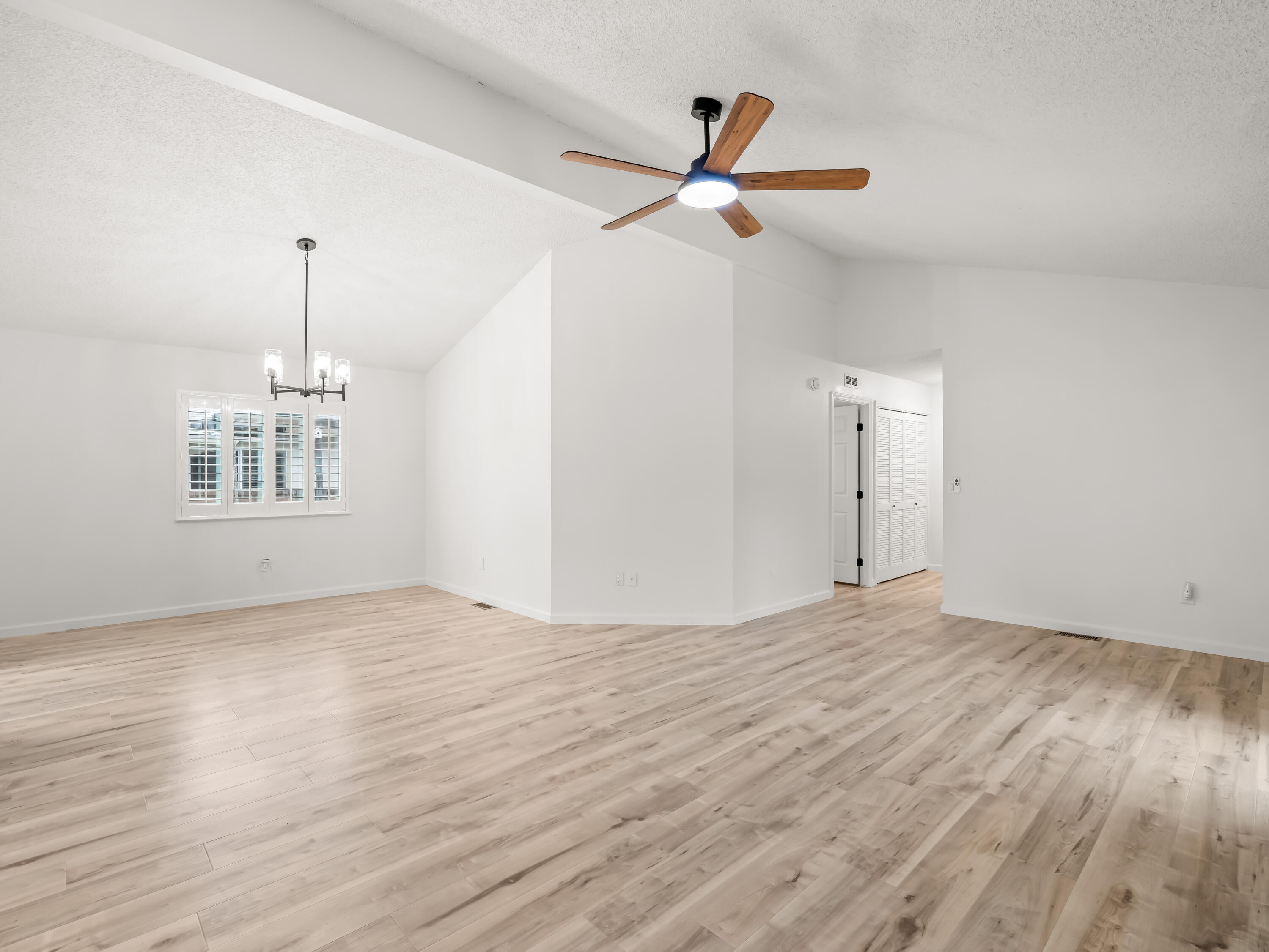 4648 S Terrace St, Visalia, CA 93277