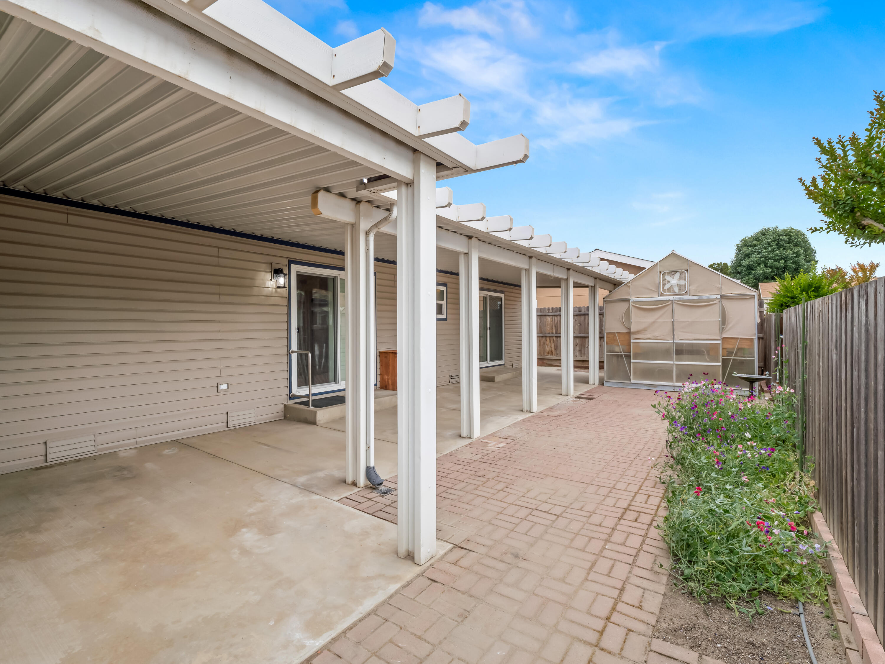 4648 S Terrace St, Visalia, CA 93277