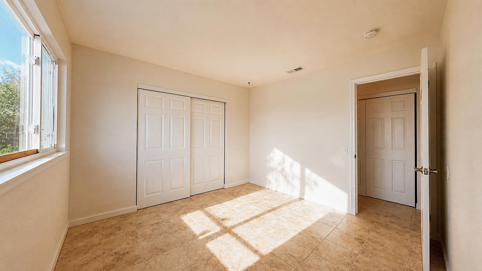 1150 3rd St #3rd, Gilroy, CA 95020